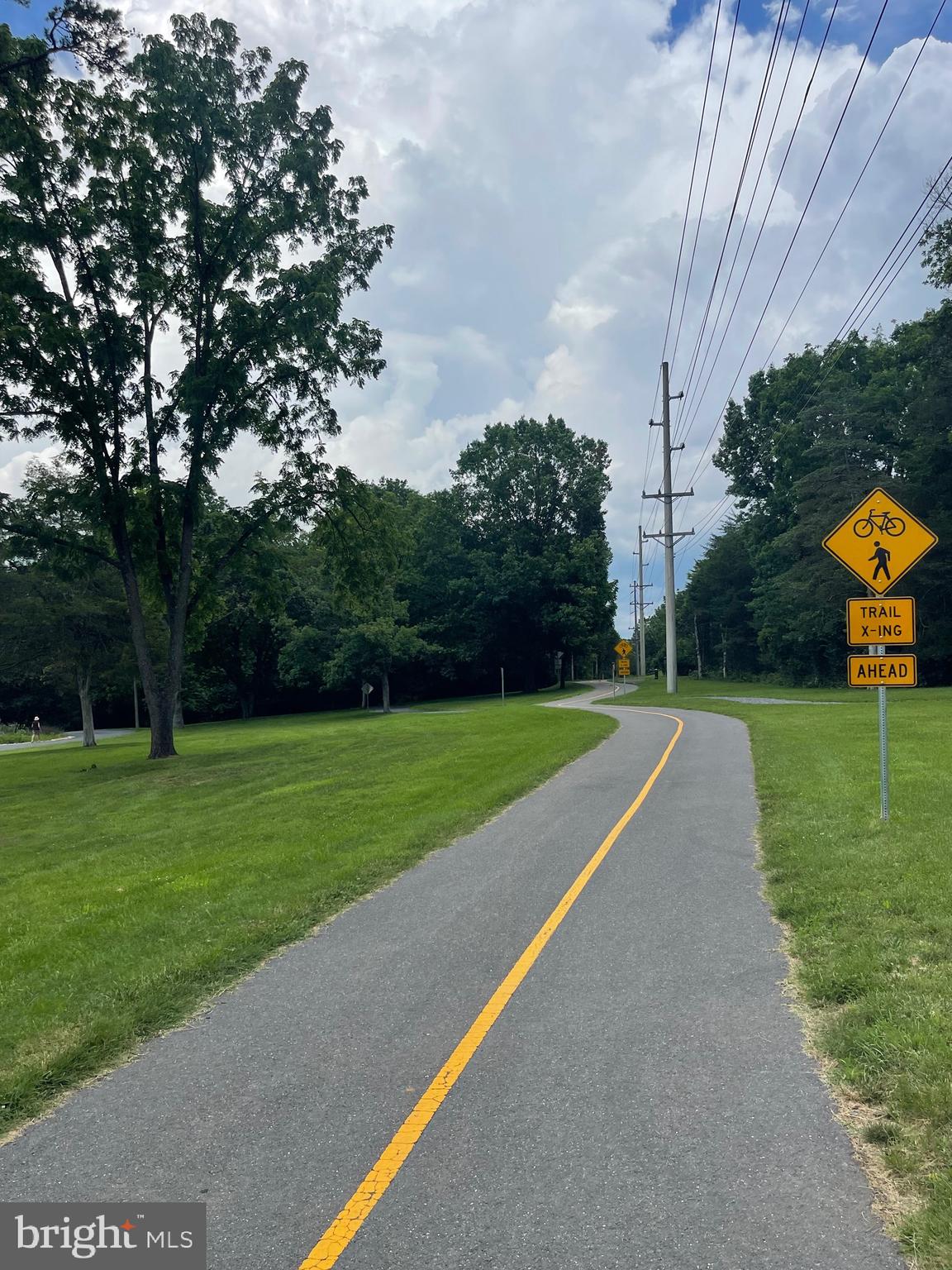 HAMPSHIRE ESTATES - Residential