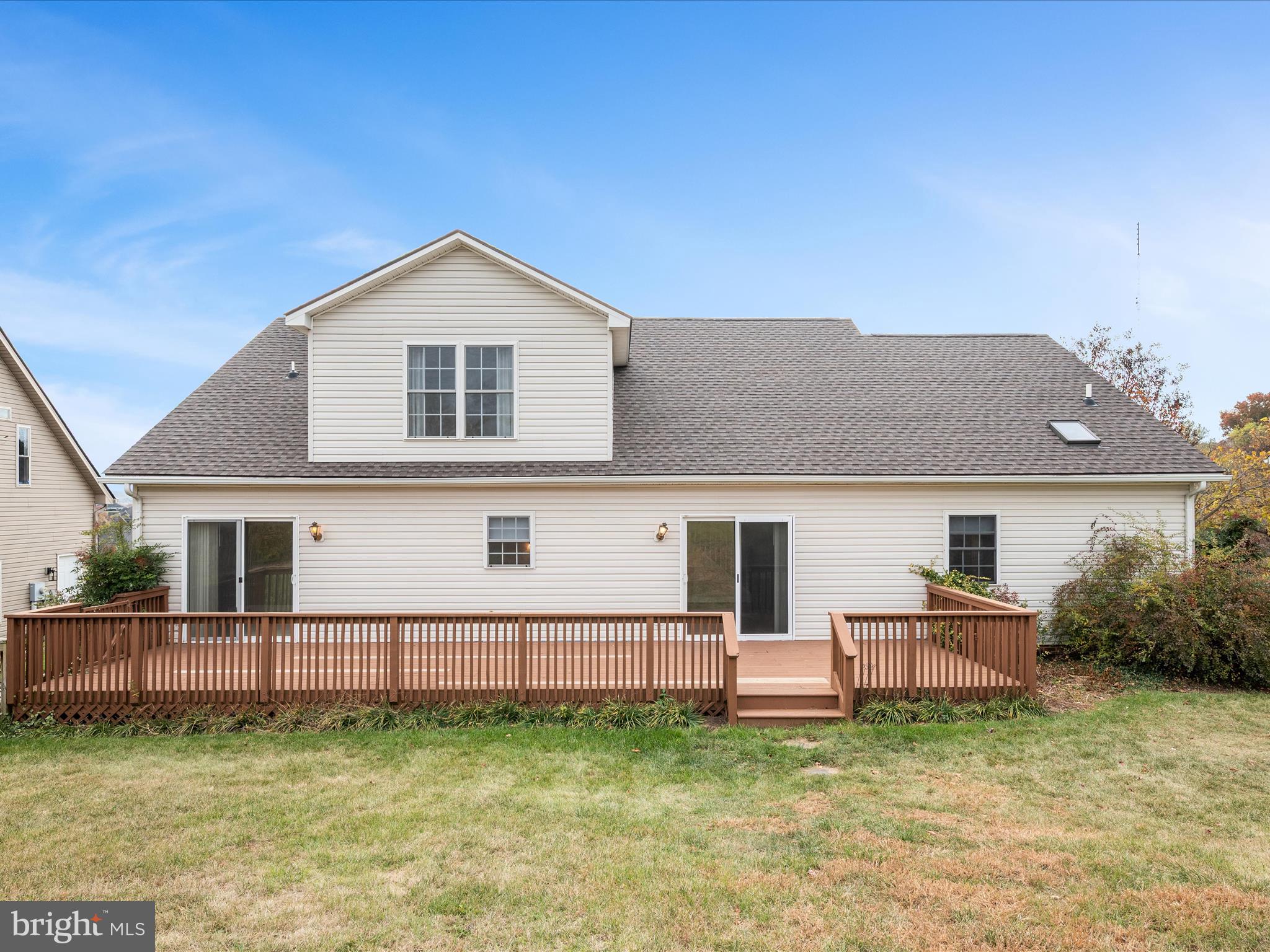 HAMPSHIRE ESTATES - Residential