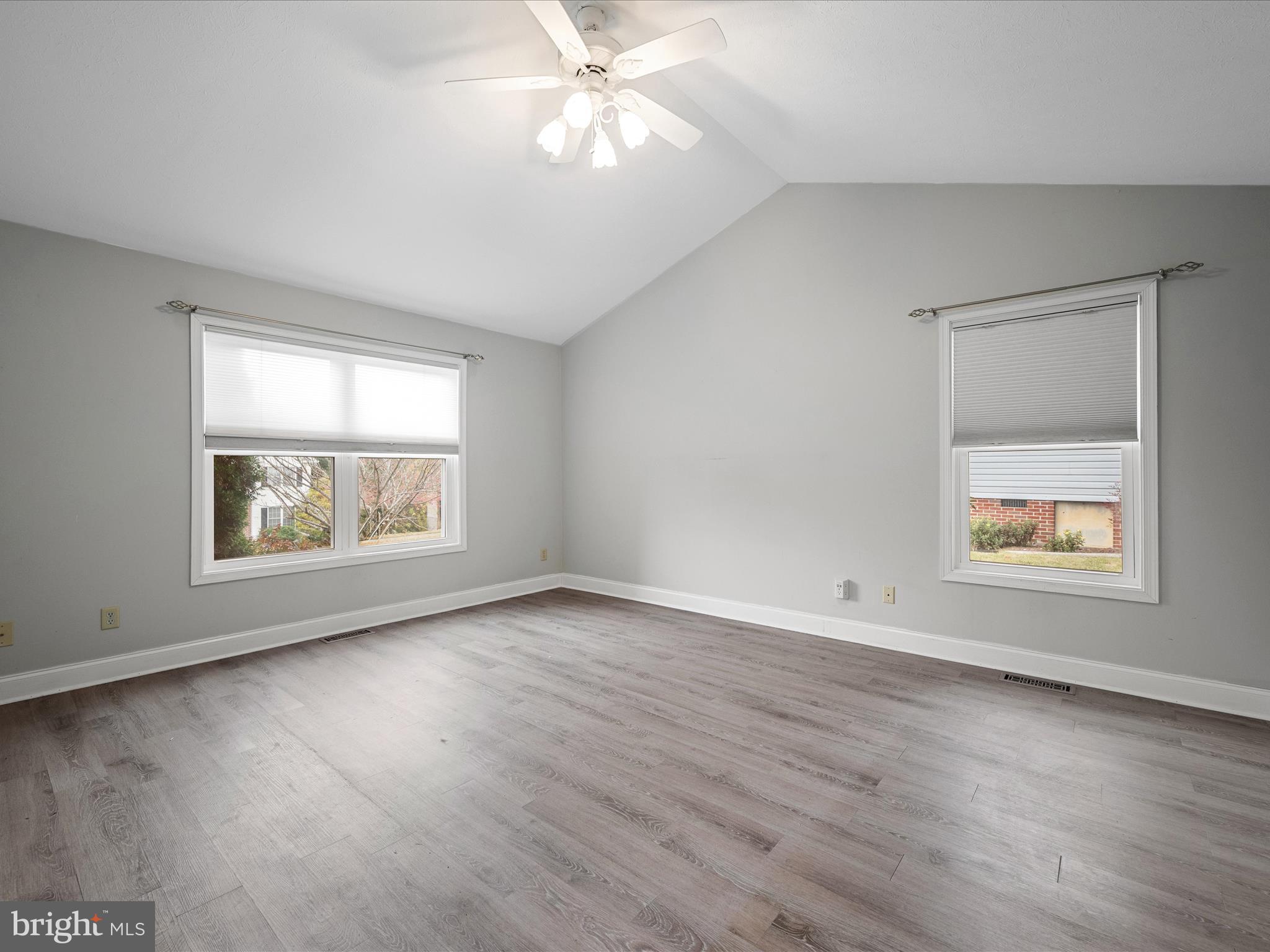 HAMPSHIRE ESTATES - Residential