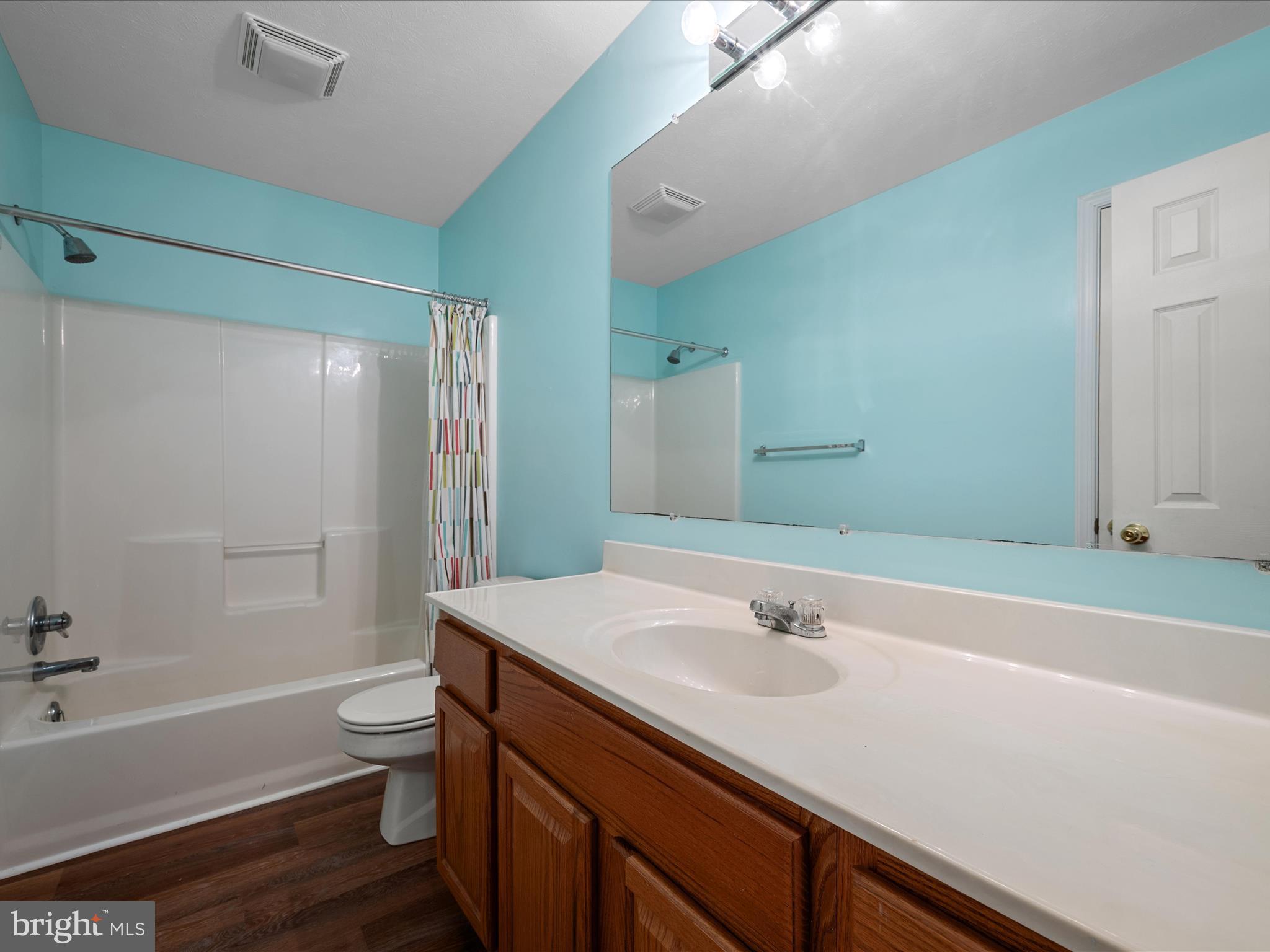 HAMPSHIRE ESTATES - Residential