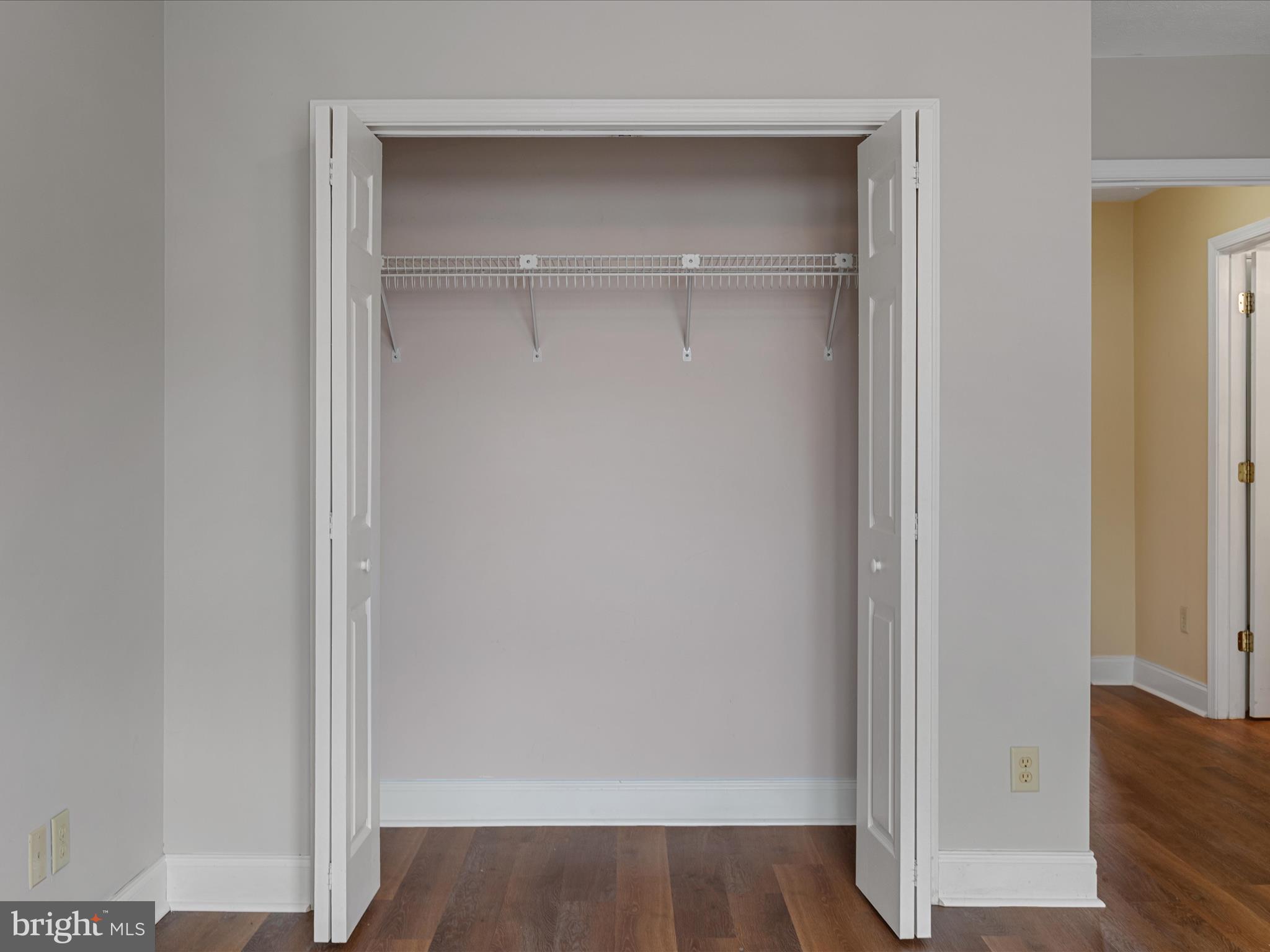 HAMPSHIRE ESTATES - Residential