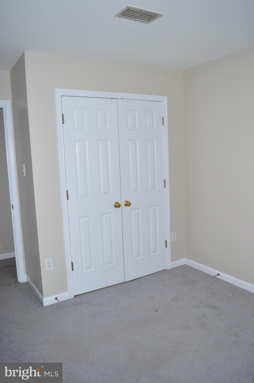 THE VILLAGE SOUTHFIELD - Residential Lease