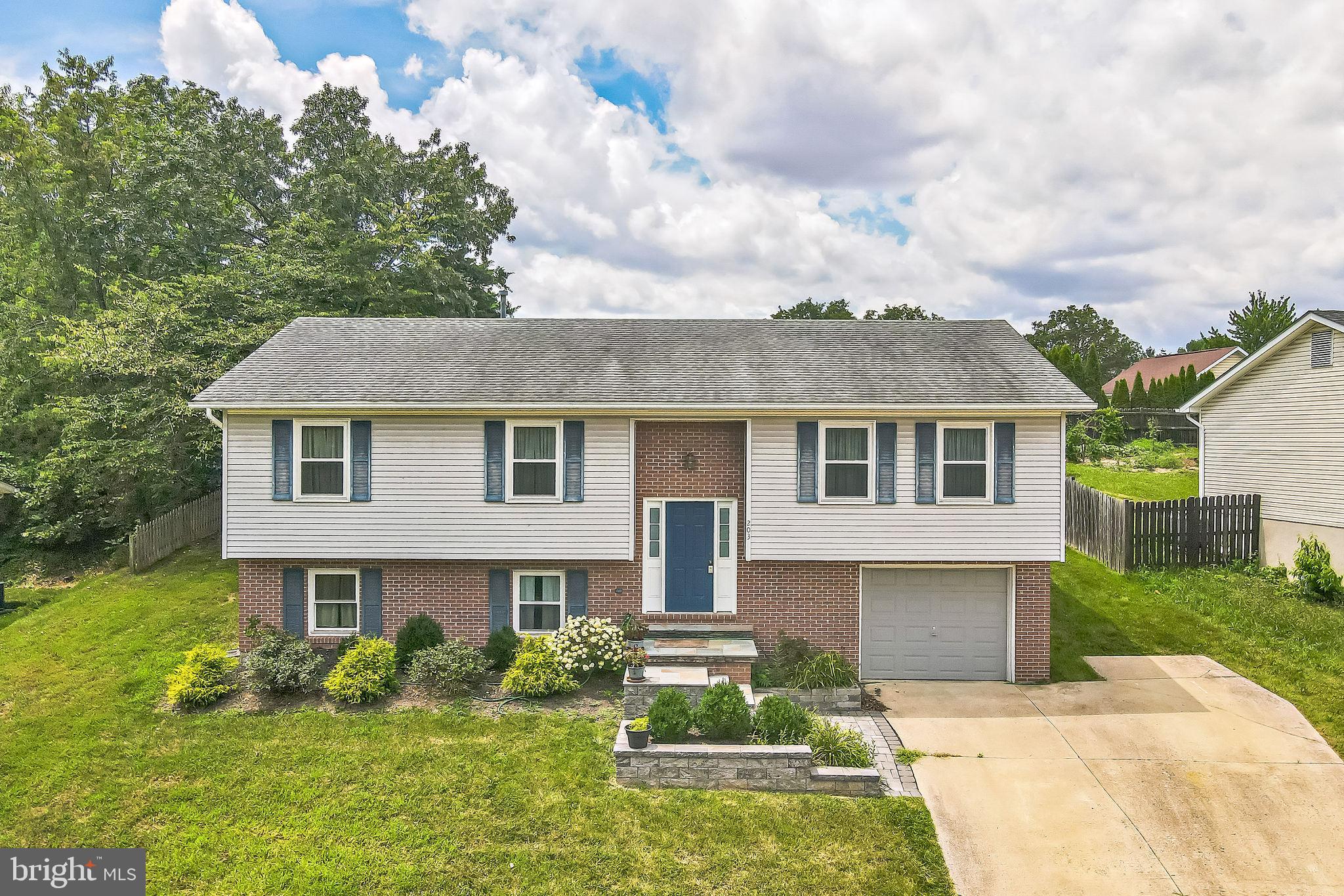 203 PEMBRIDGE DRIVE