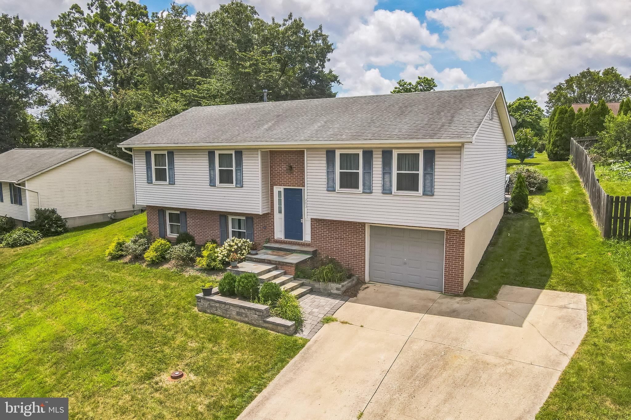 203 PEMBRIDGE DRIVE