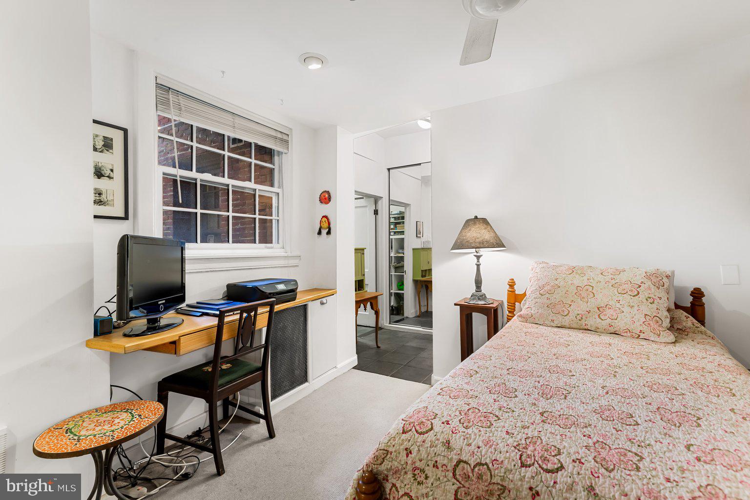 ROLAND PARK - Residential