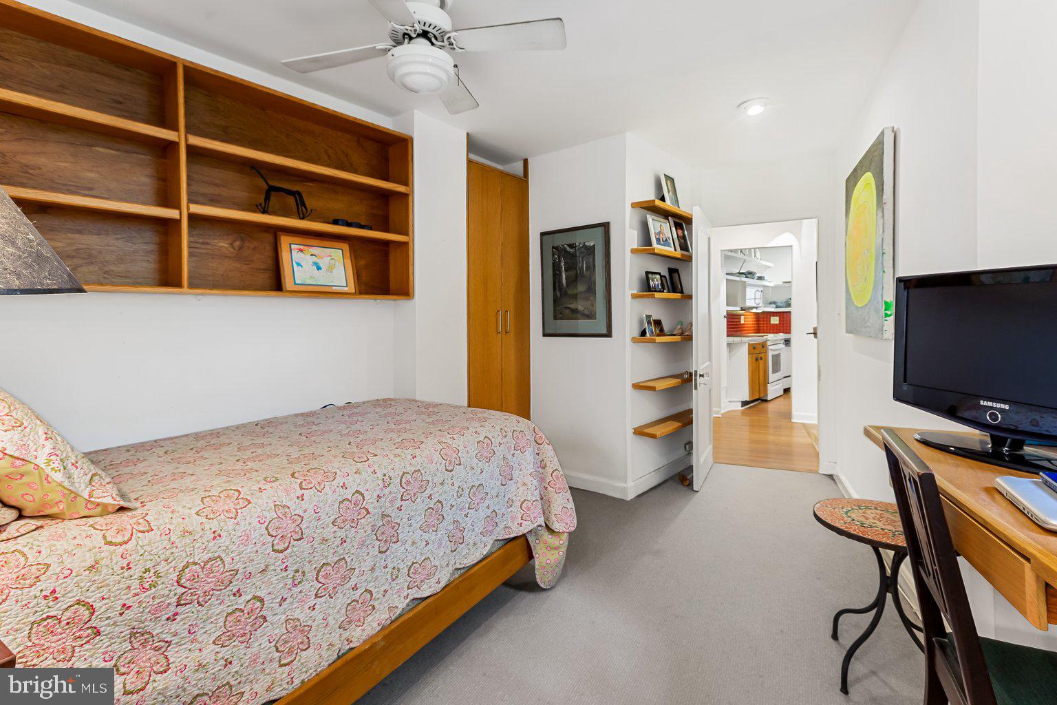 ROLAND PARK - Residential