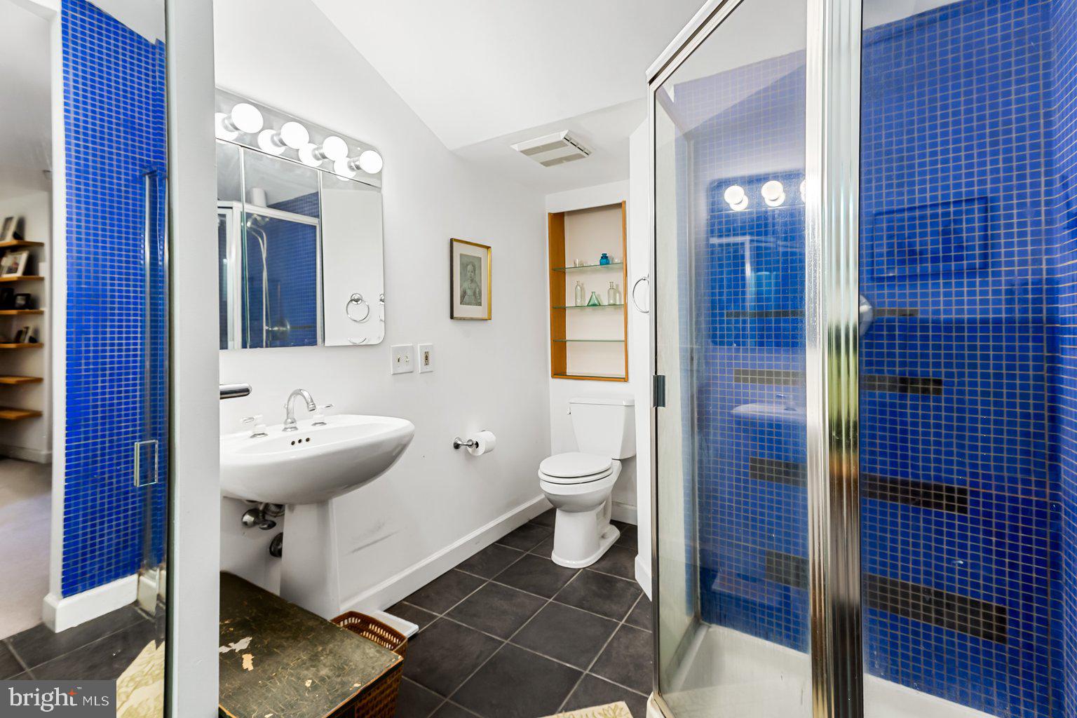 ROLAND PARK - Residential