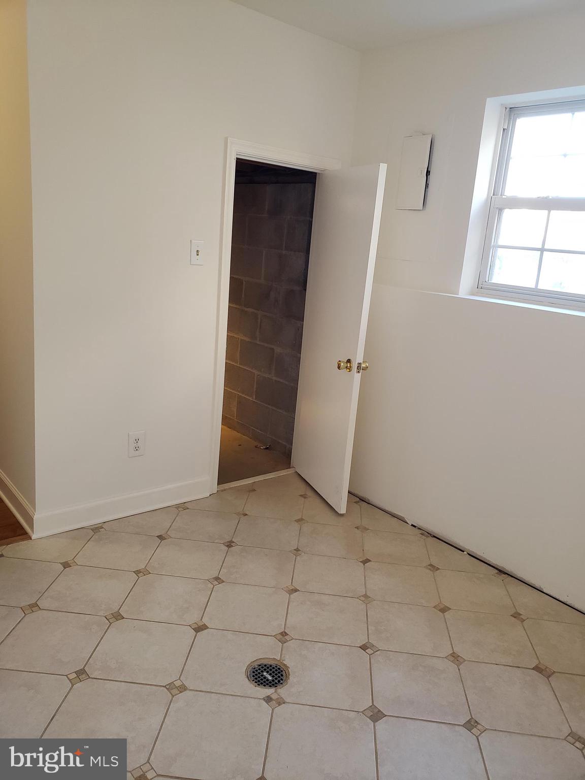 GRACE HARBOUR - Residential Lease