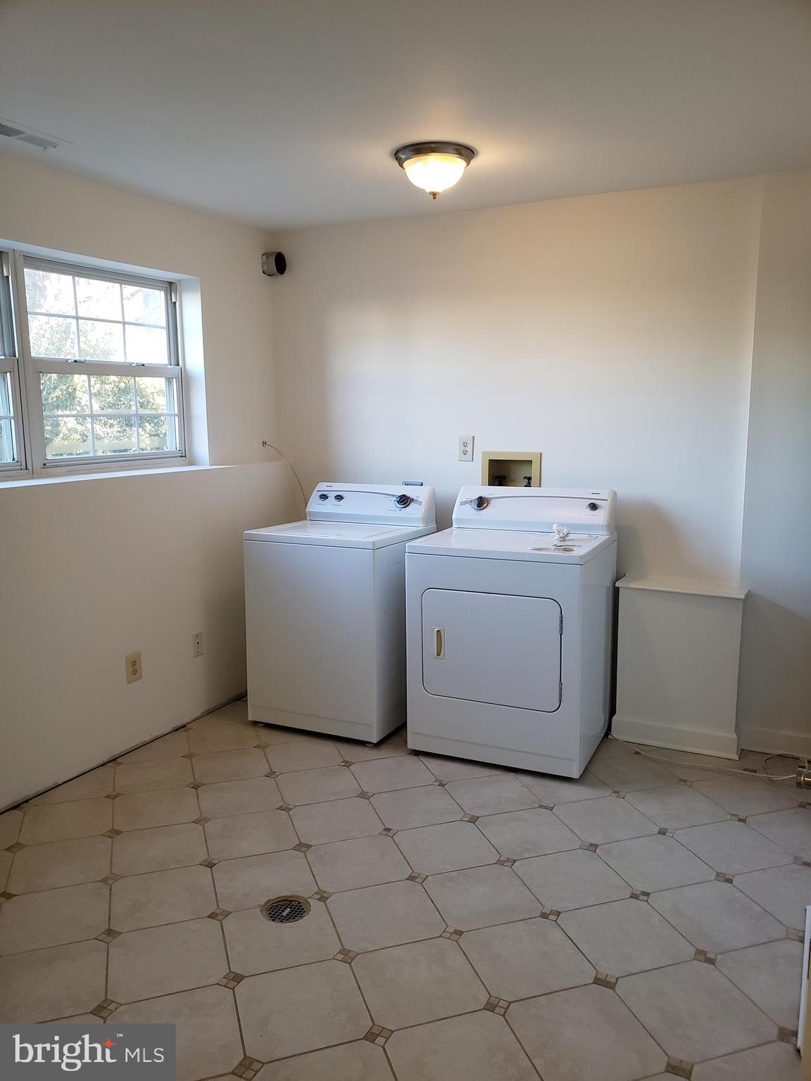 GRACE HARBOUR - Residential Lease