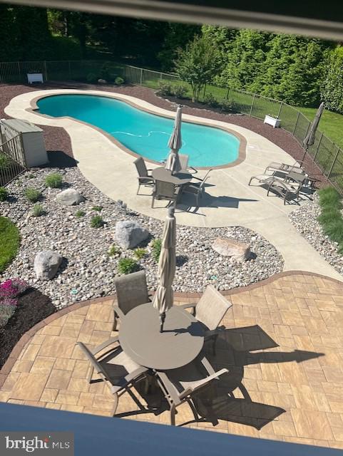 MANOR RIDGE - Residential