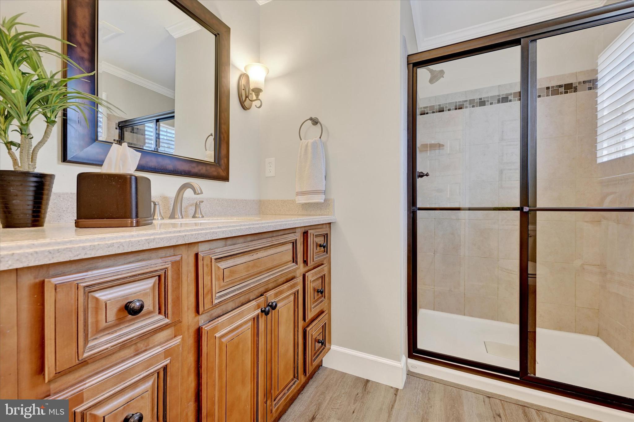 MANOR RIDGE - Residential