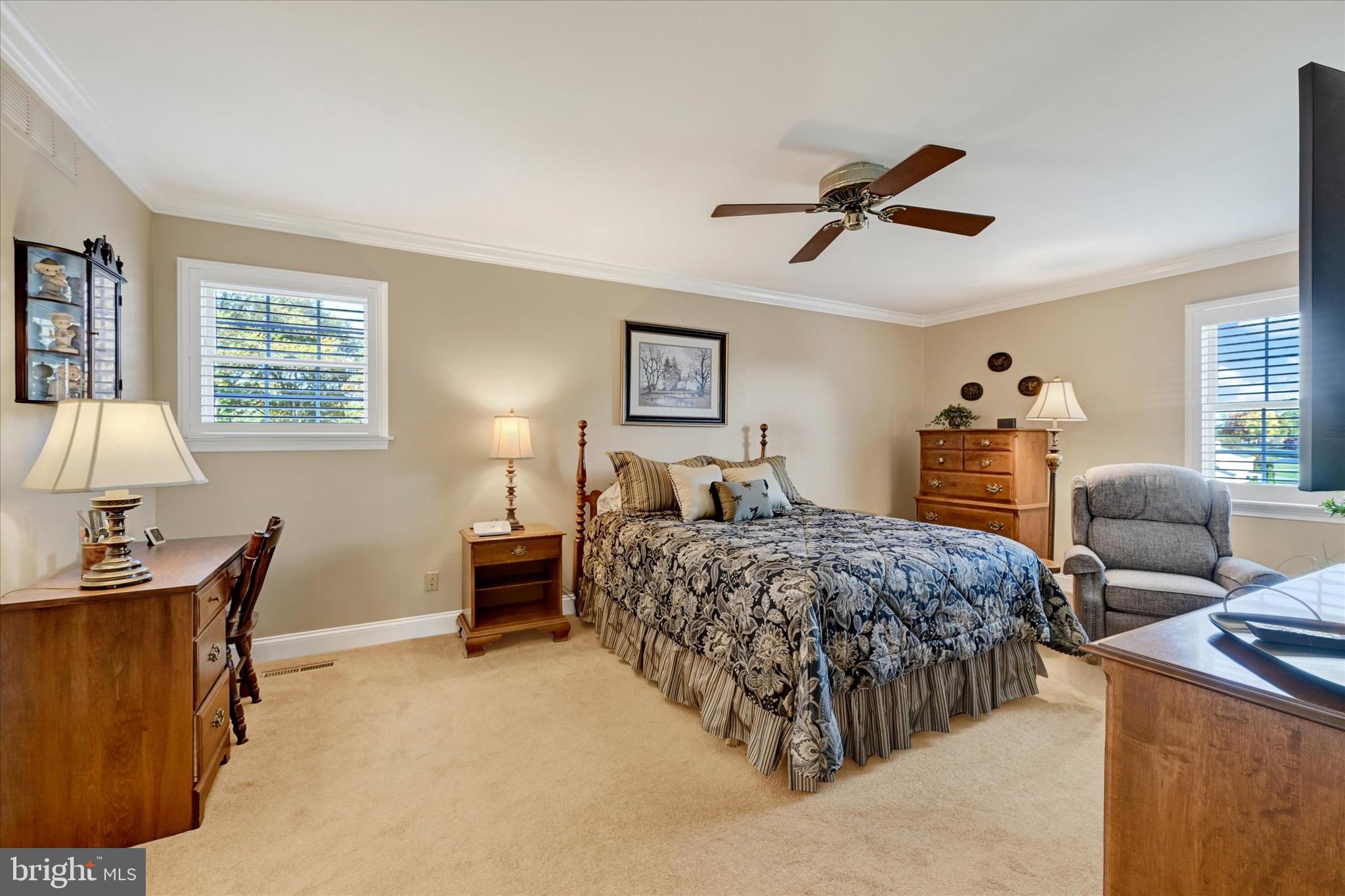 MANOR RIDGE - Residential