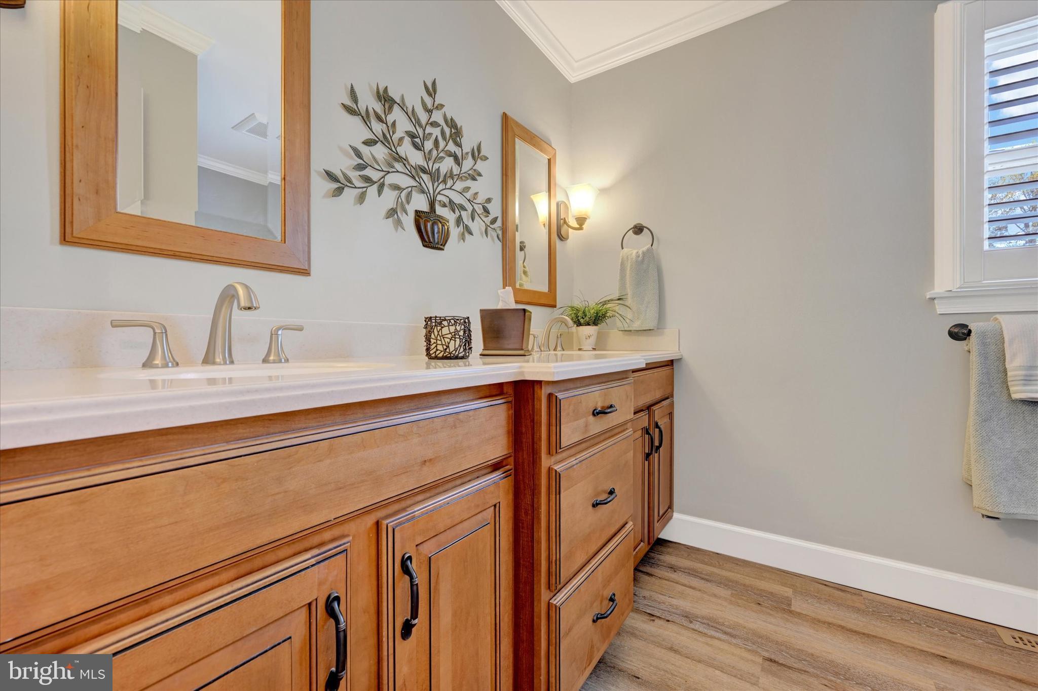 MANOR RIDGE - Residential