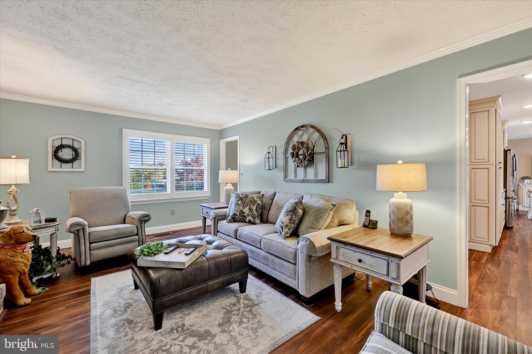 MANOR RIDGE - Residential