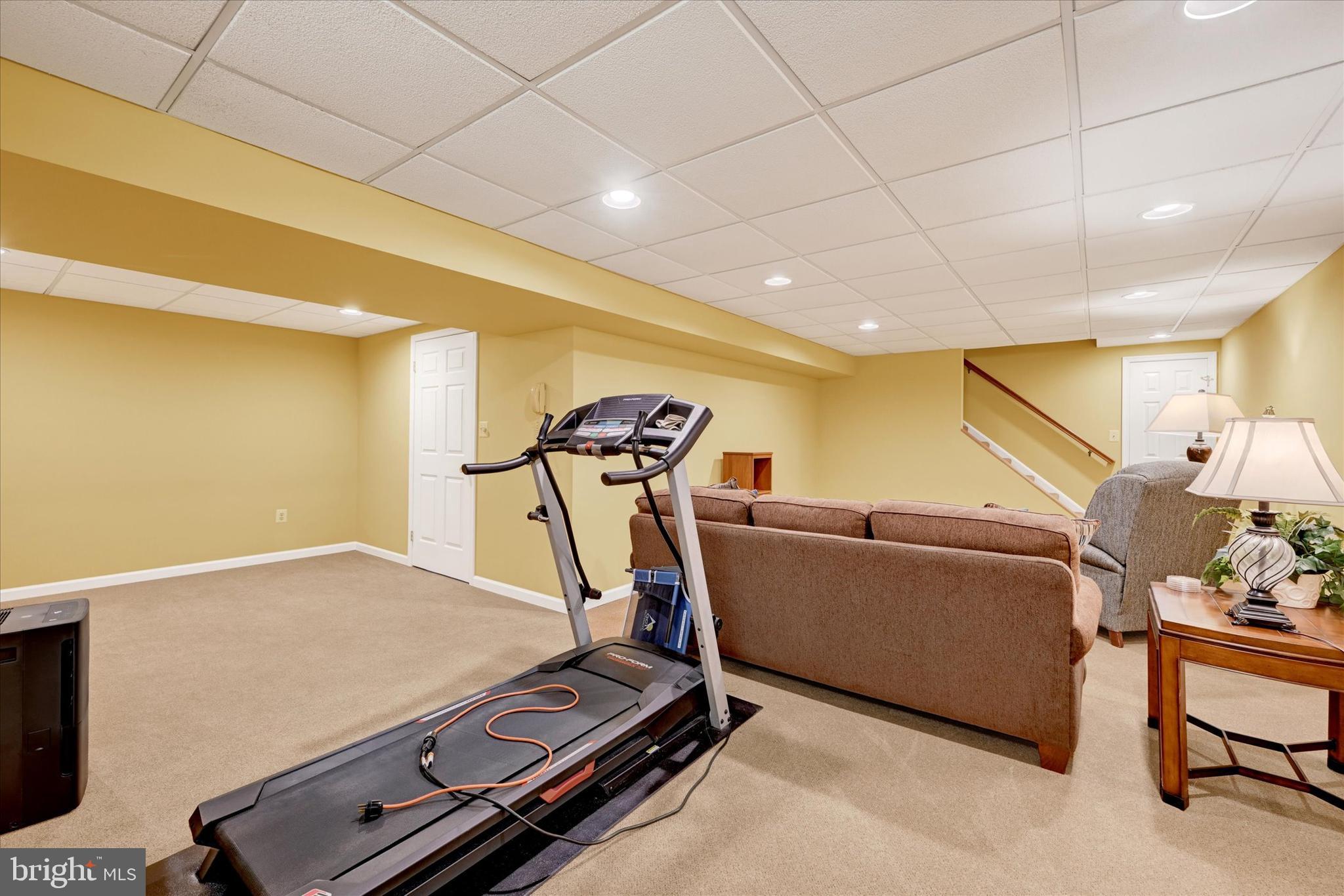 MANOR RIDGE - Residential