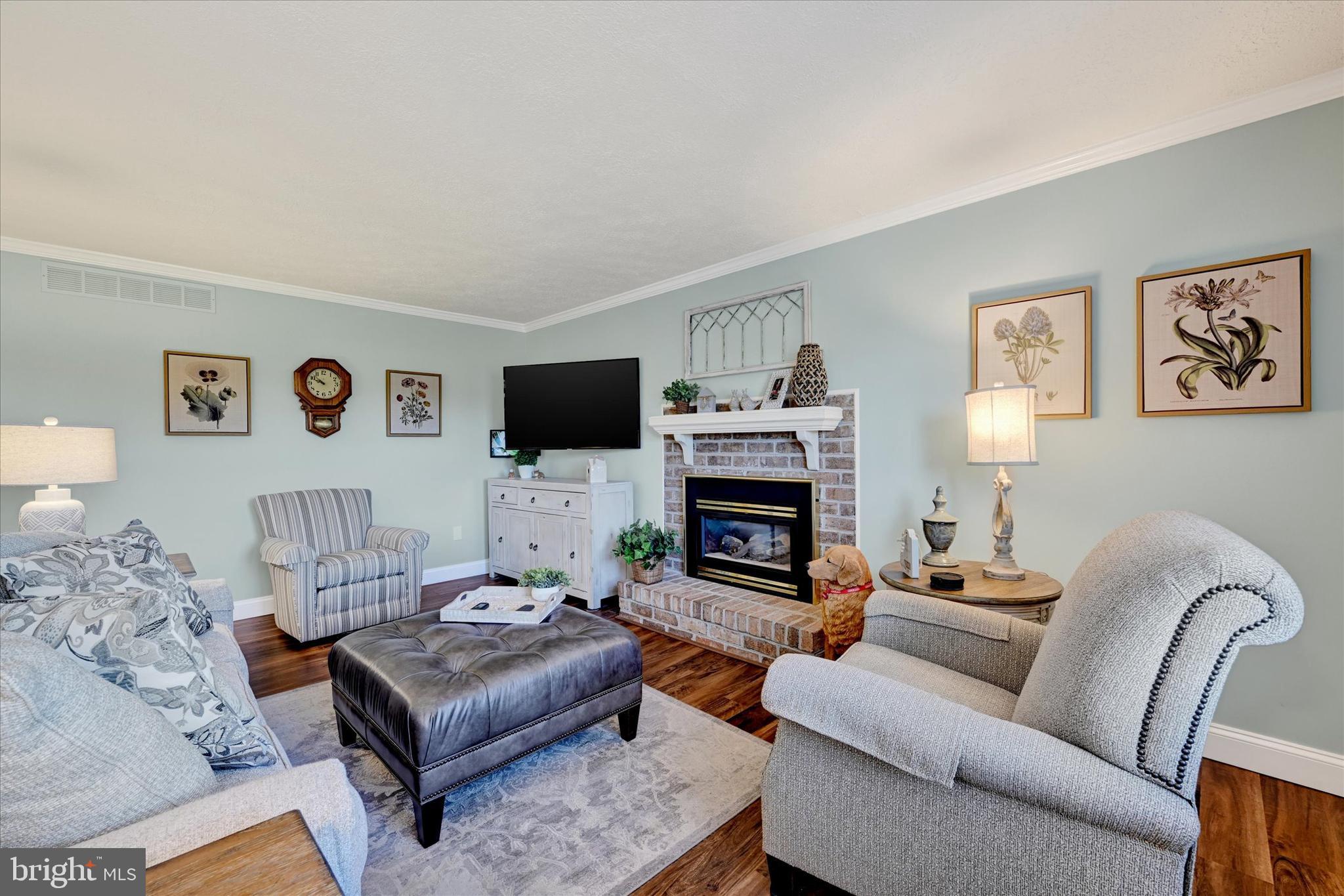 MANOR RIDGE - Residential