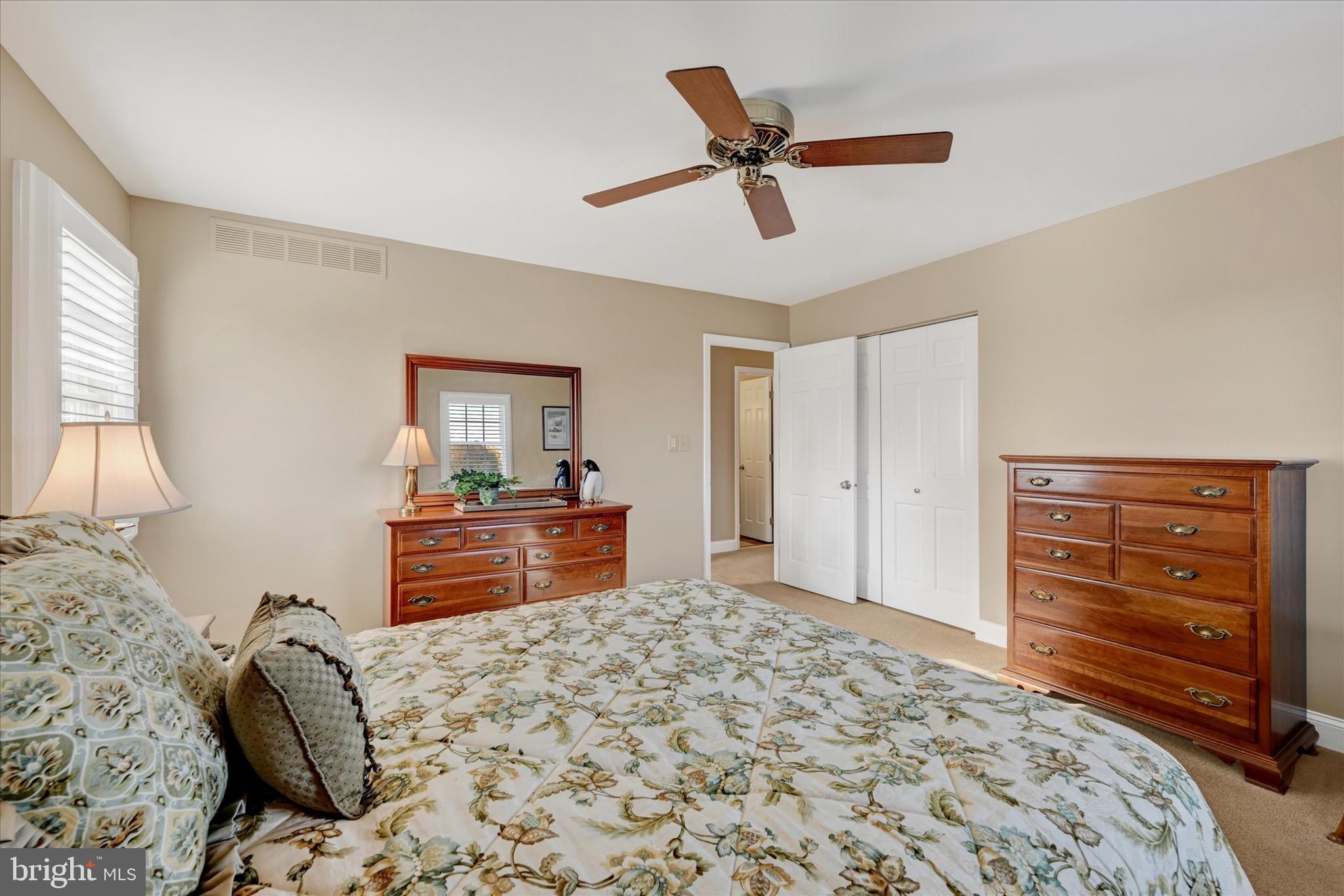 MANOR RIDGE - Residential