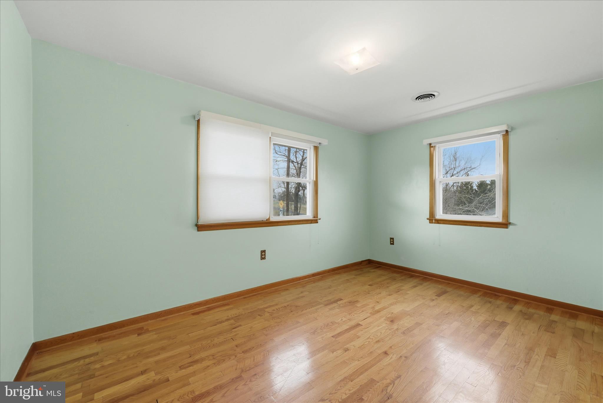 ROLLING FIELDS - Residential