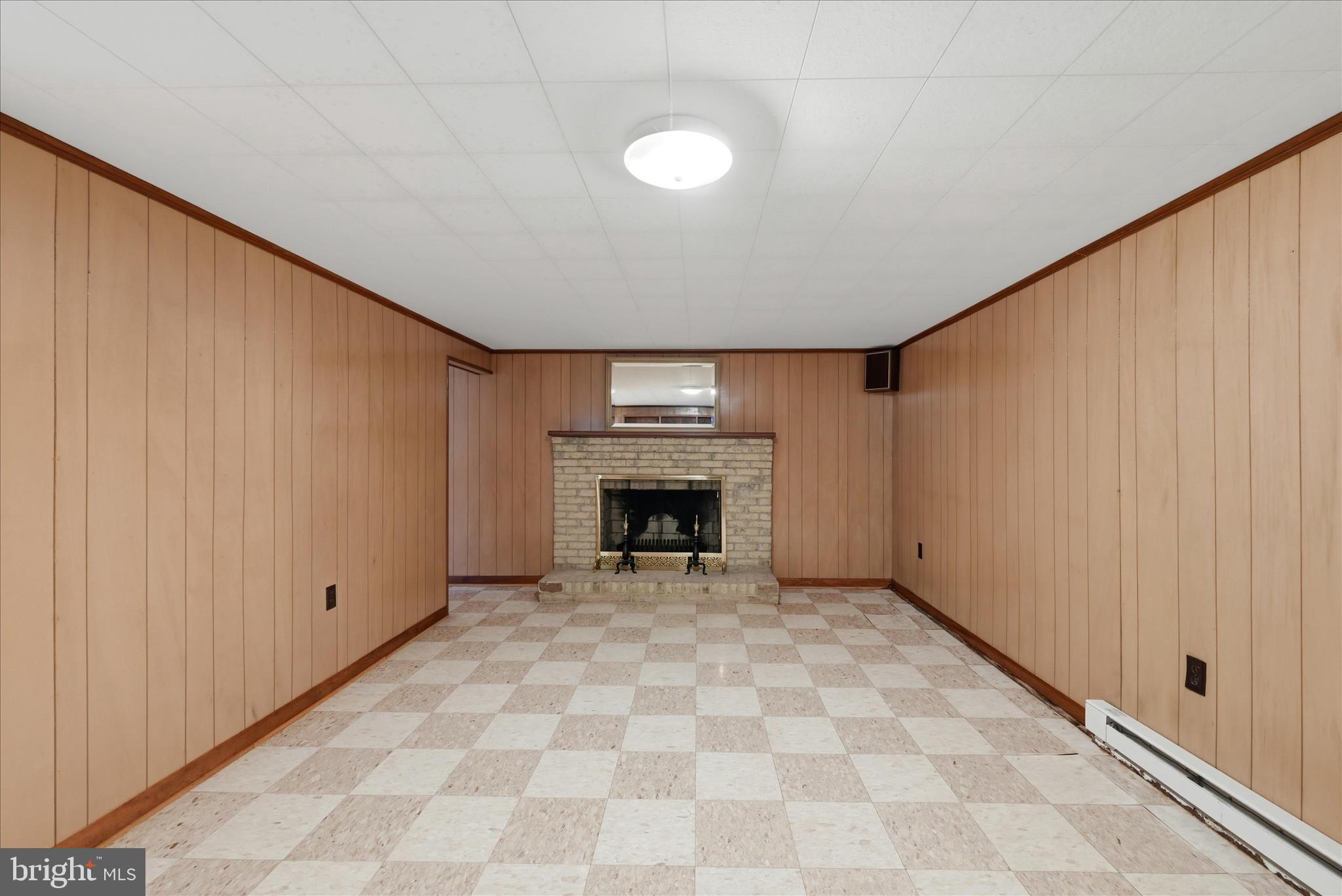 ROLLING FIELDS - Residential