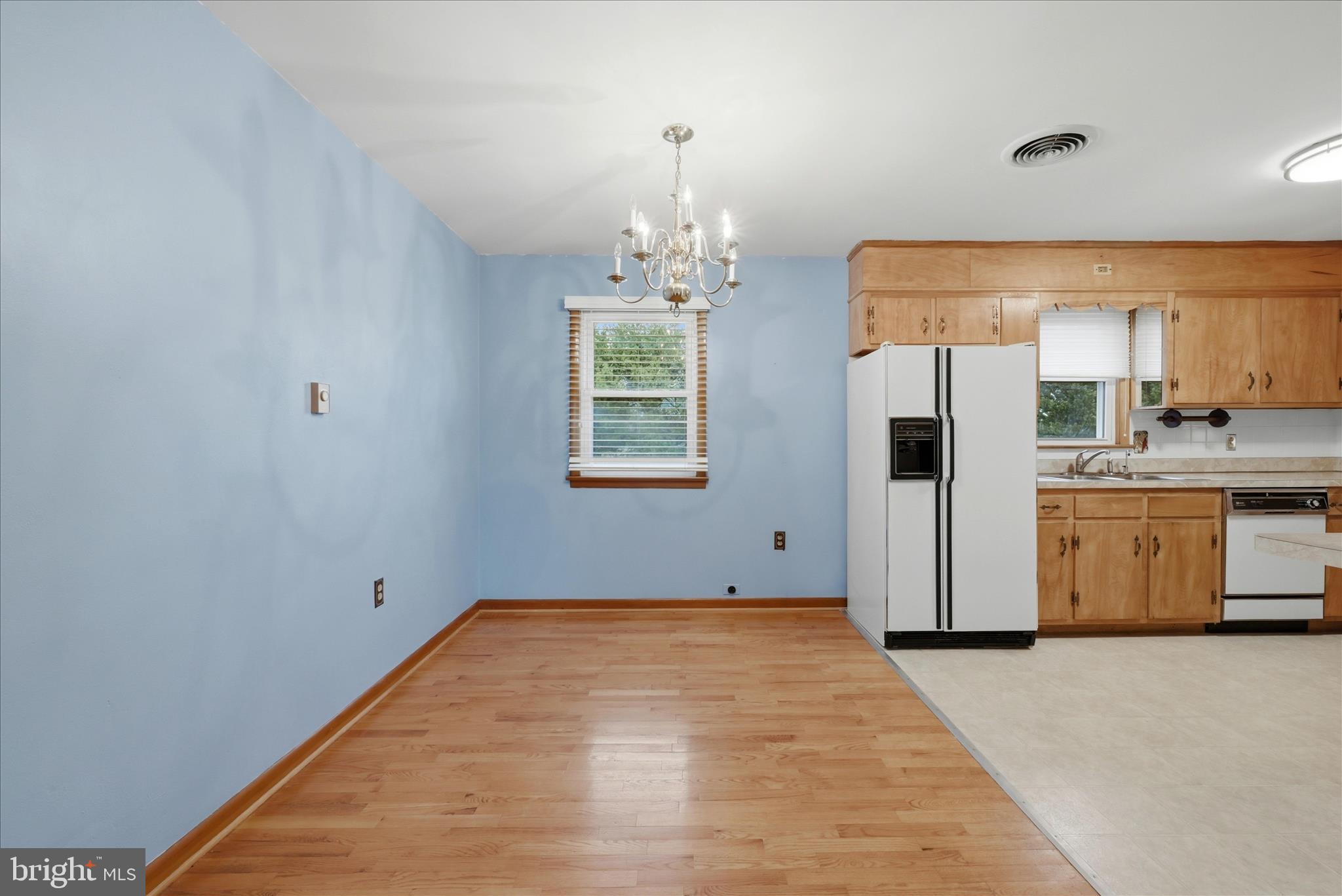 ROLLING FIELDS - Residential