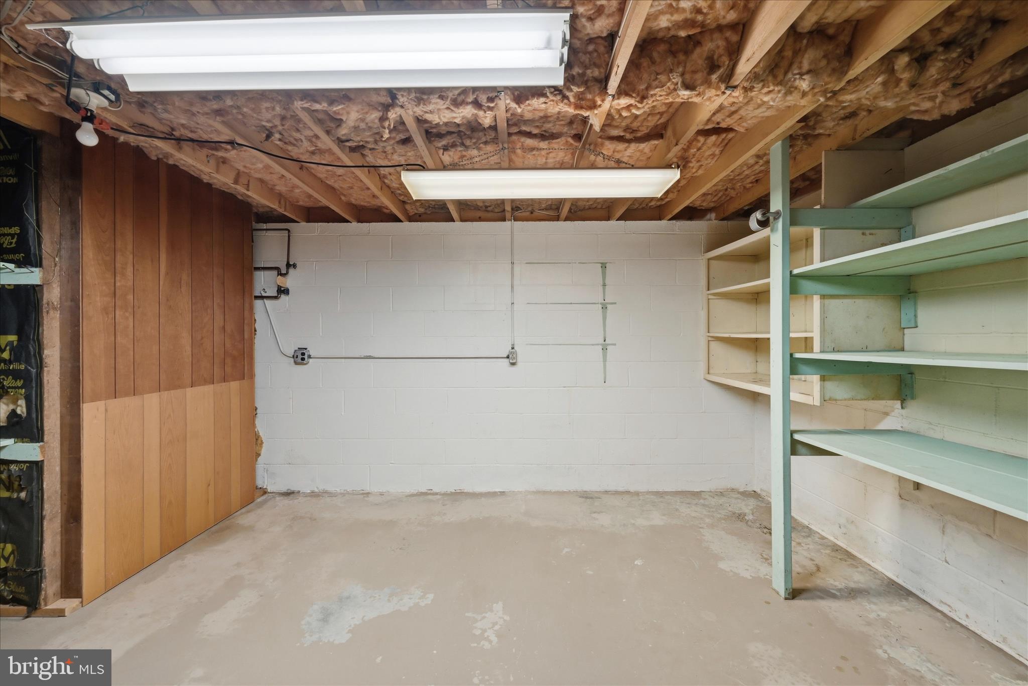 ROLLING FIELDS - Residential