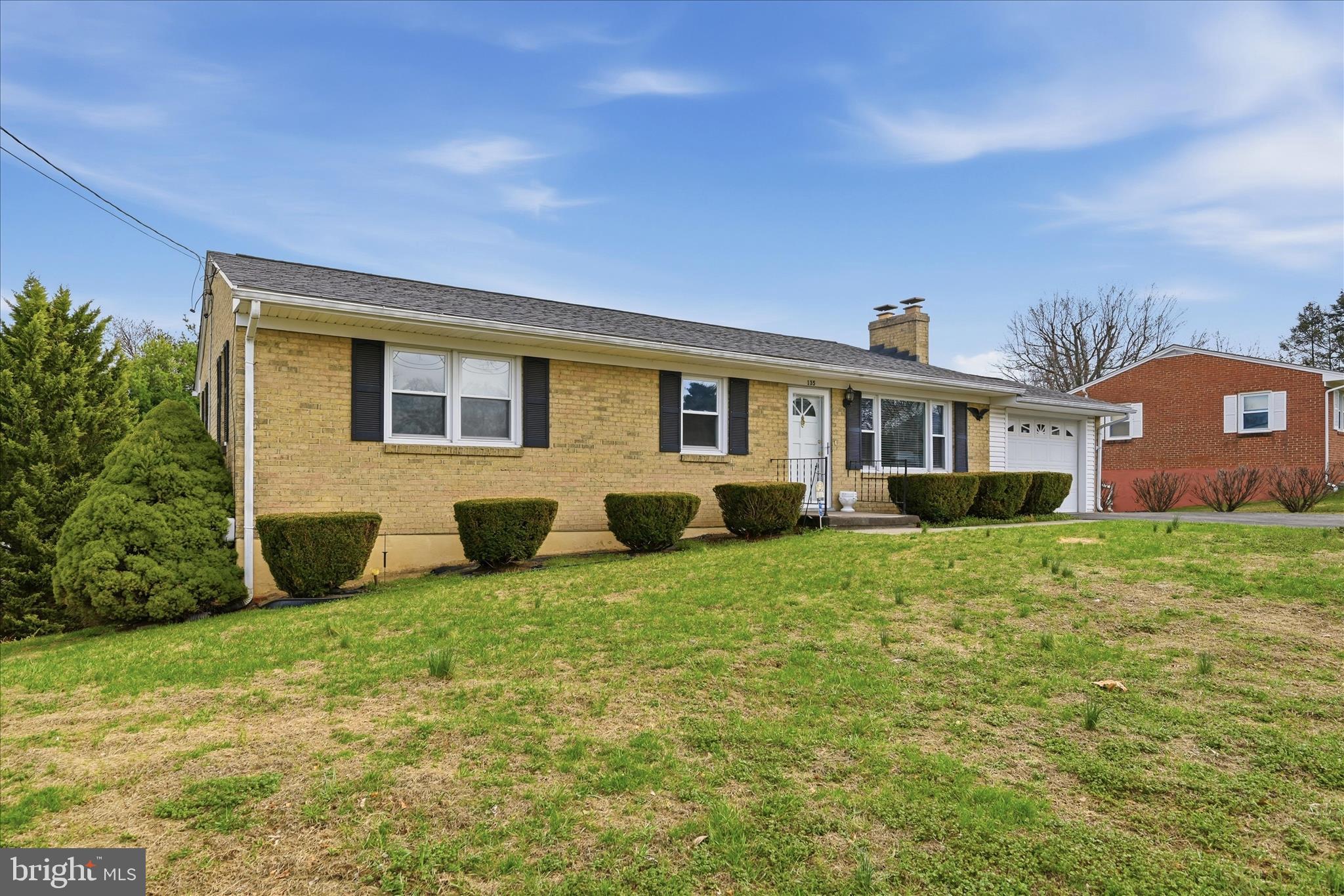 ROLLING FIELDS - Residential