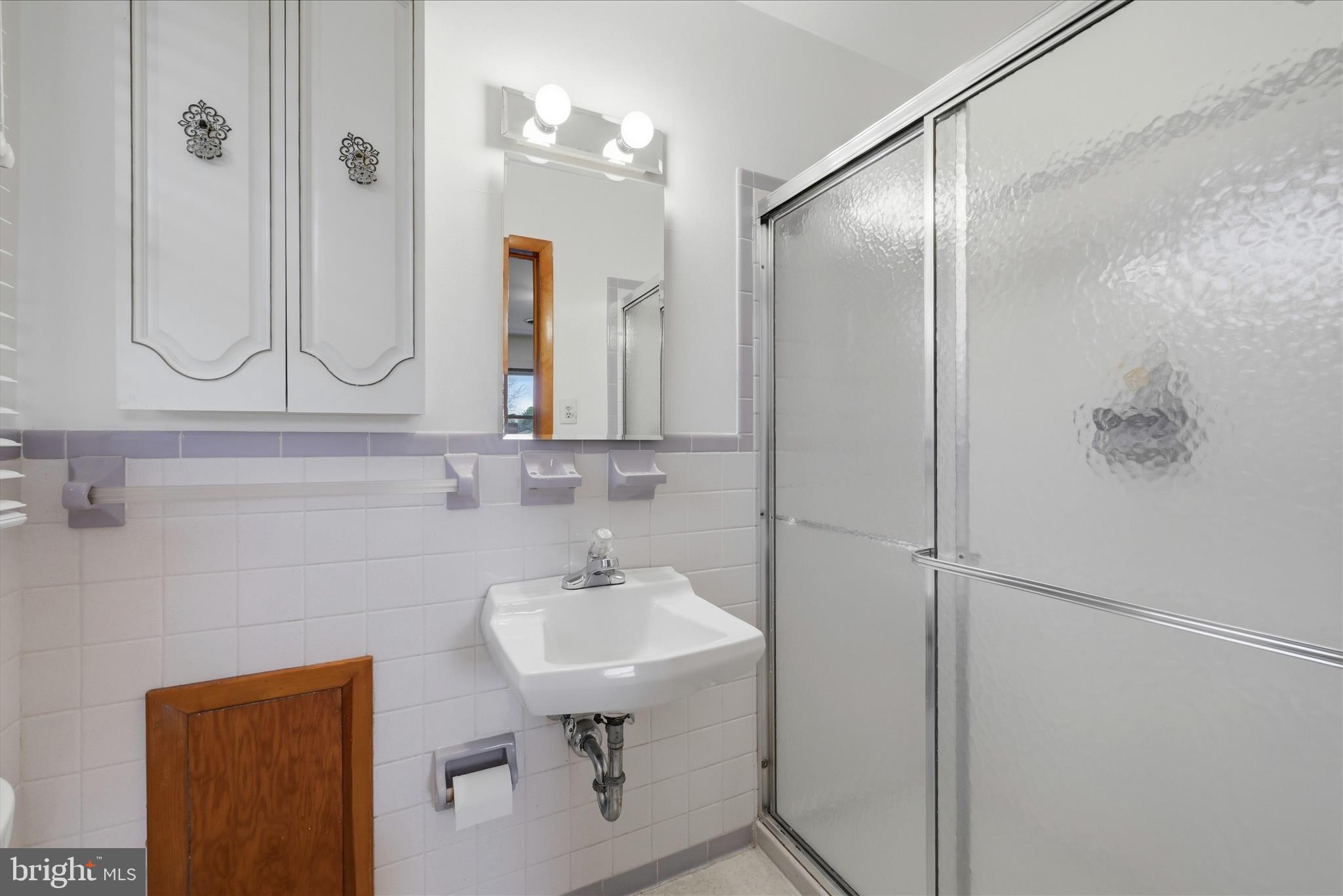 ROLLING FIELDS - Residential