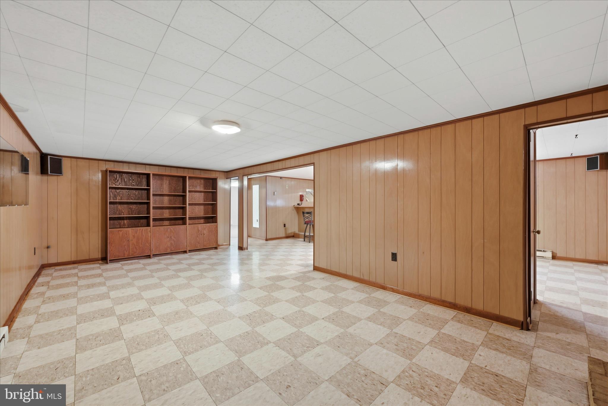 ROLLING FIELDS - Residential