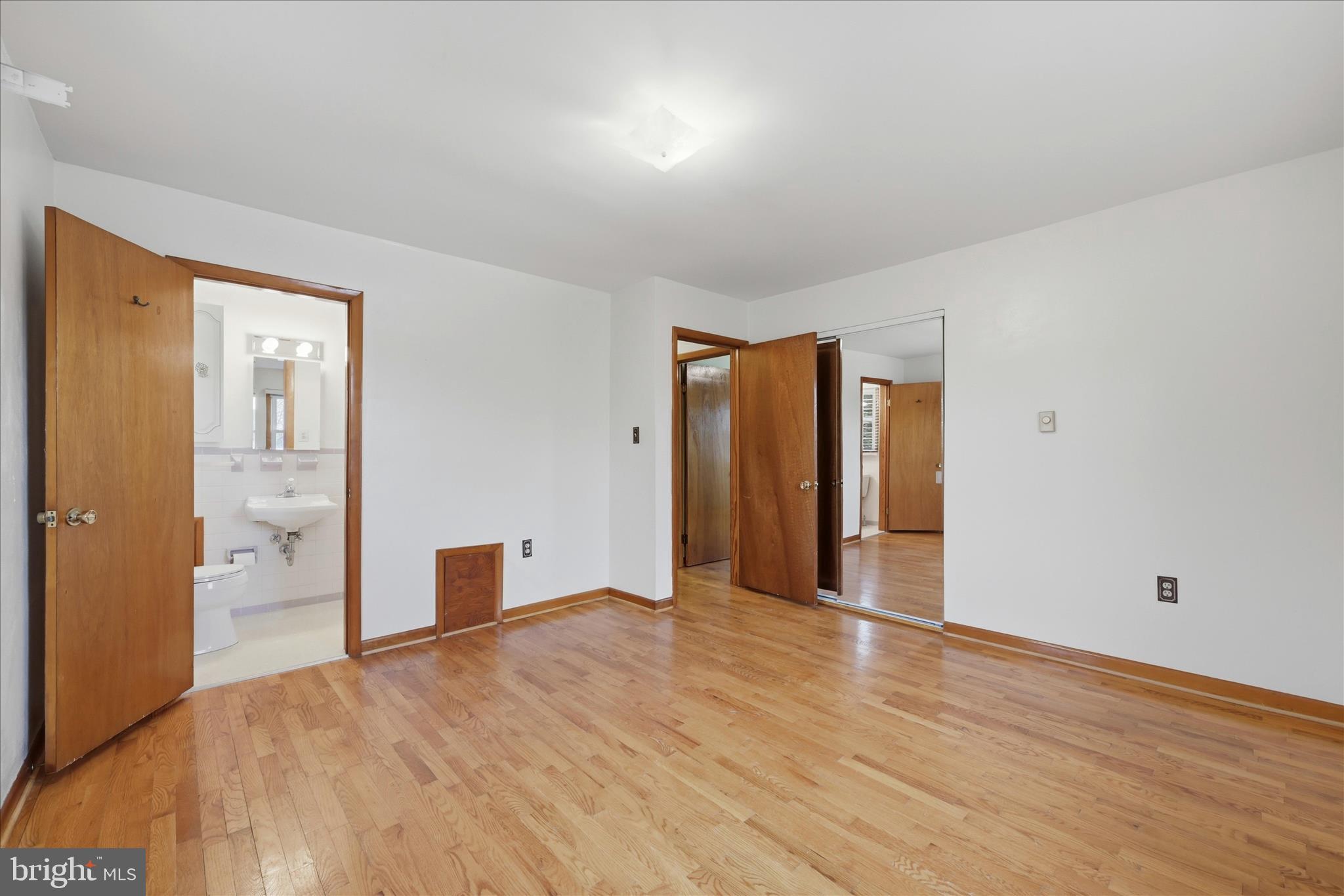 ROLLING FIELDS - Residential