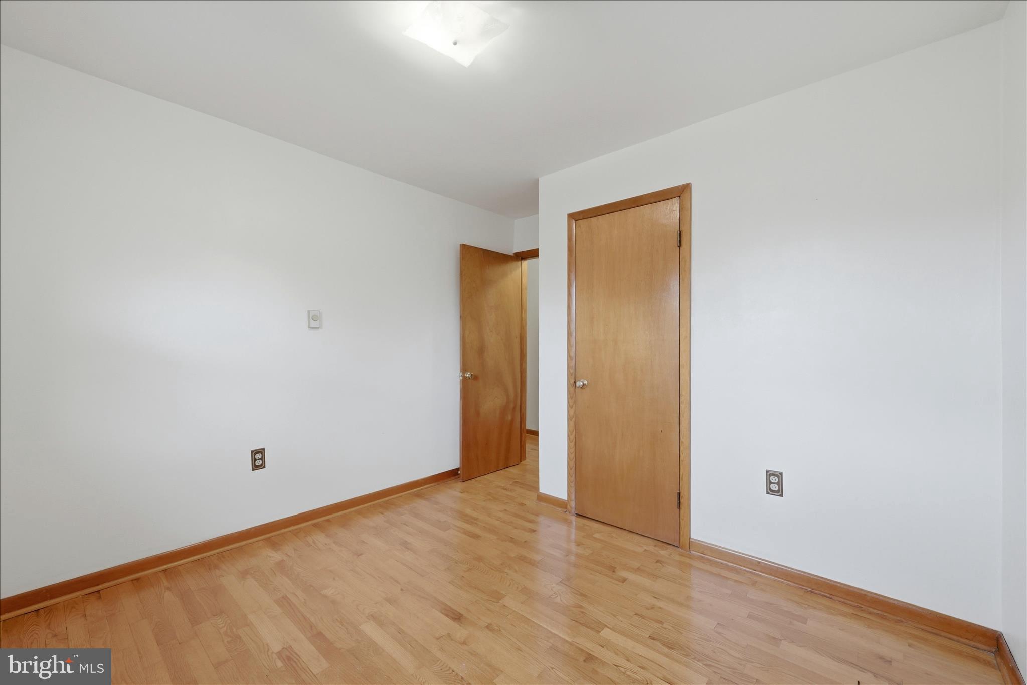 ROLLING FIELDS - Residential