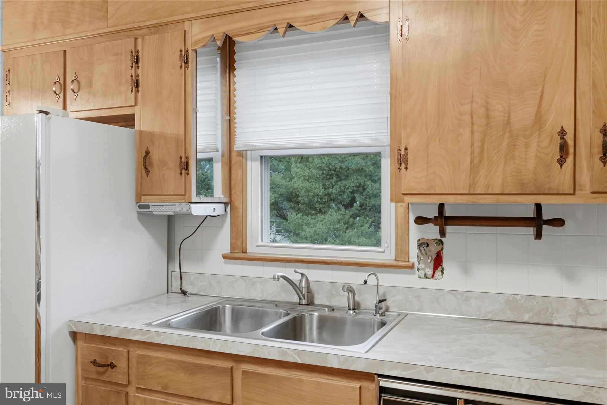 ROLLING FIELDS - Residential