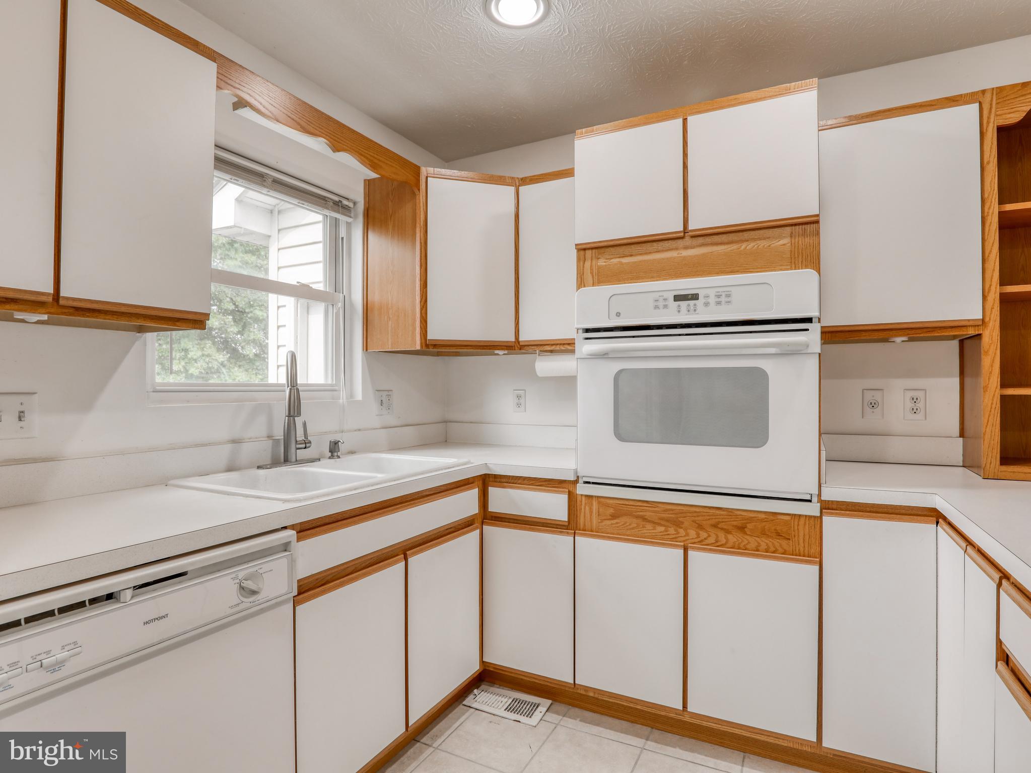 ELIZABETH STATION - Residential