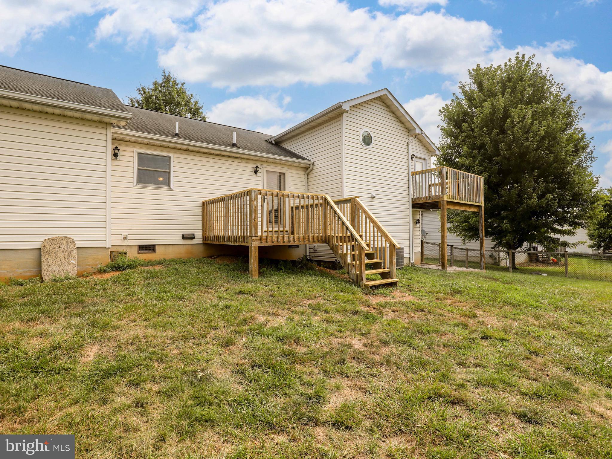 ELIZABETH STATION - Residential