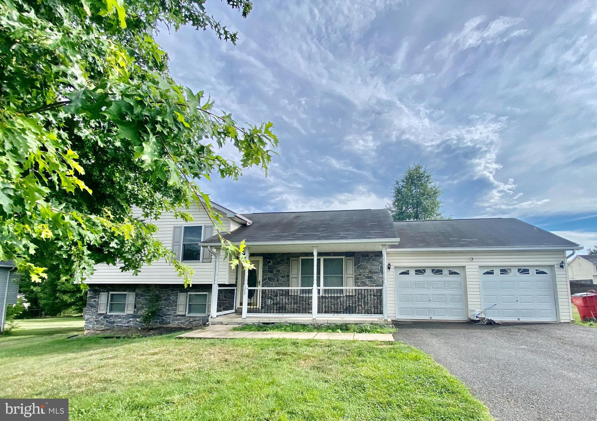 ELIZABETH STATION - Residential