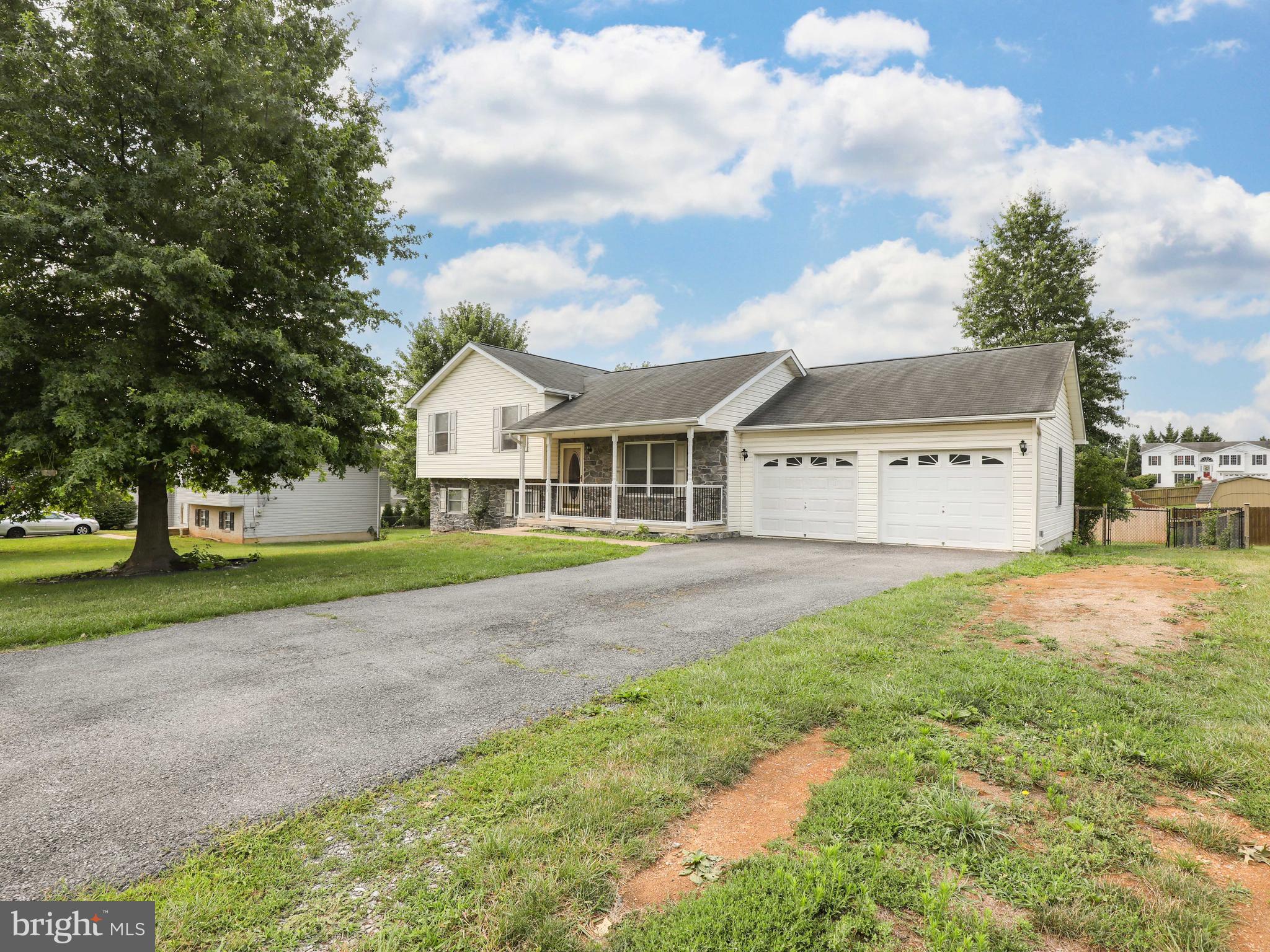 ELIZABETH STATION - Residential