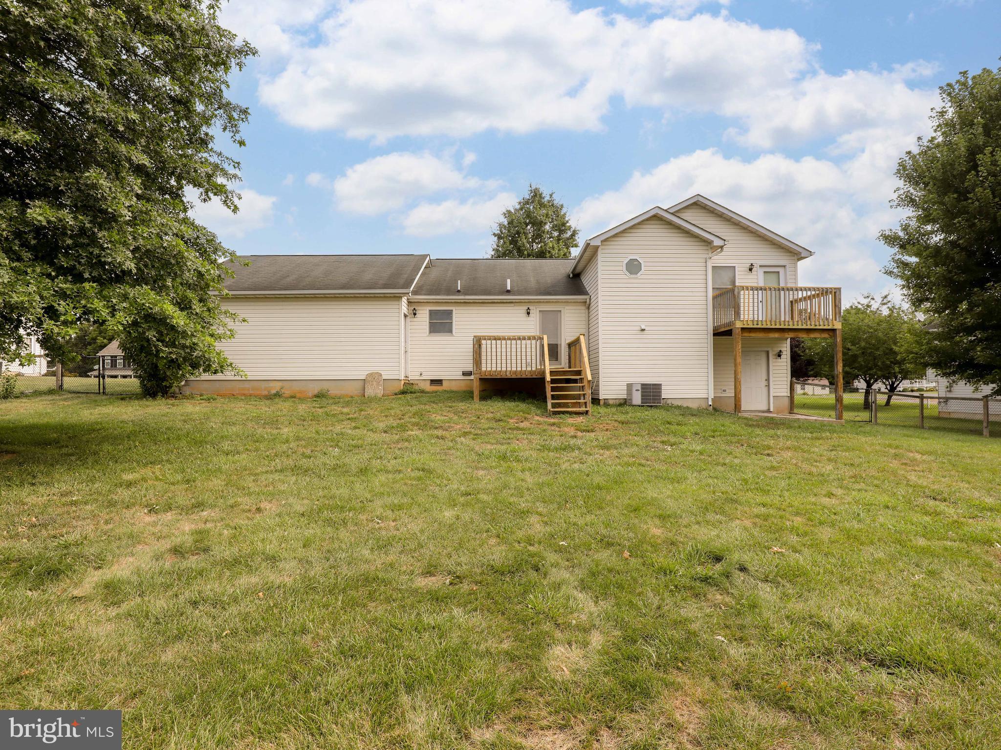 ELIZABETH STATION - Residential