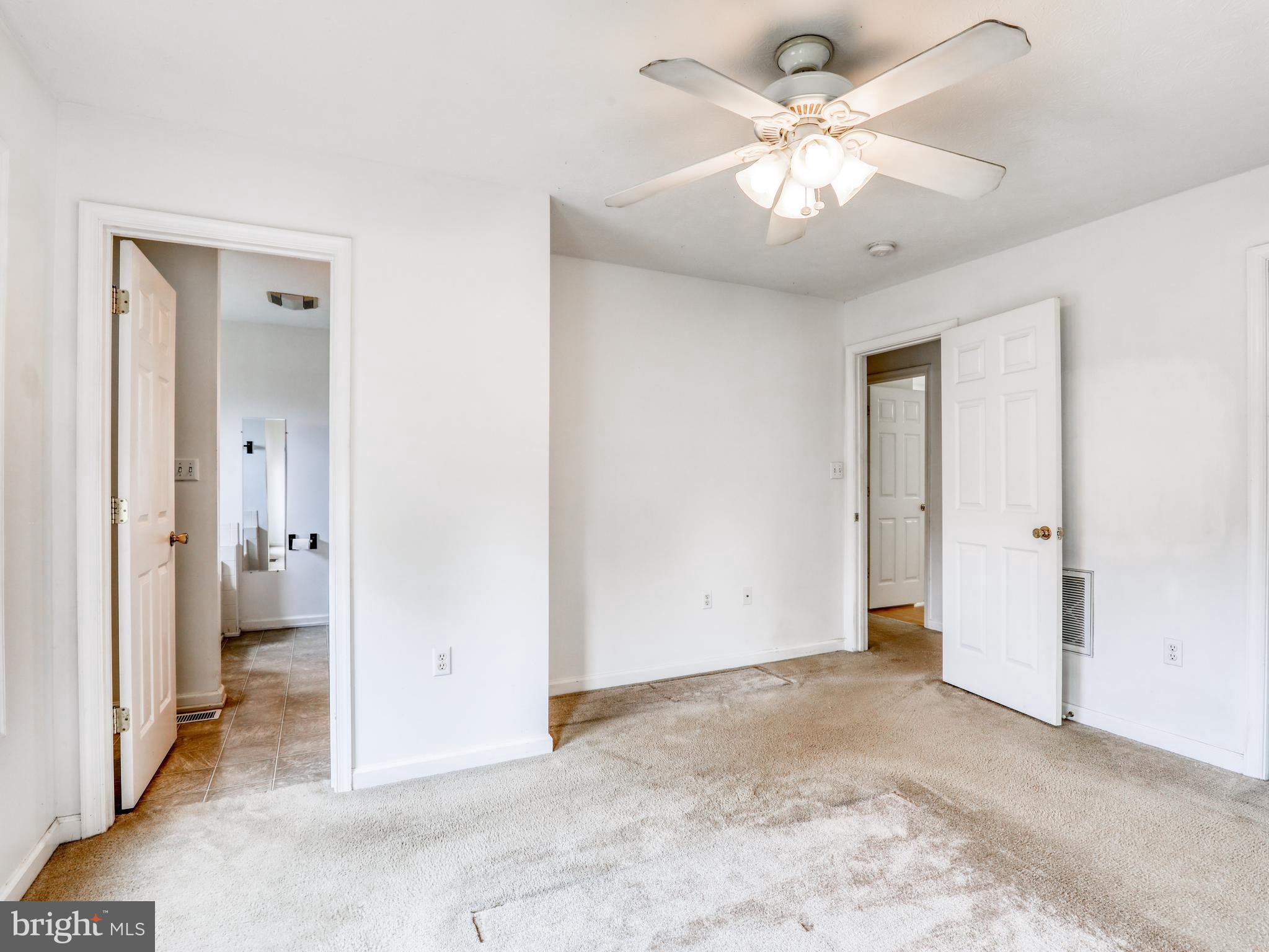 ELIZABETH STATION - Residential