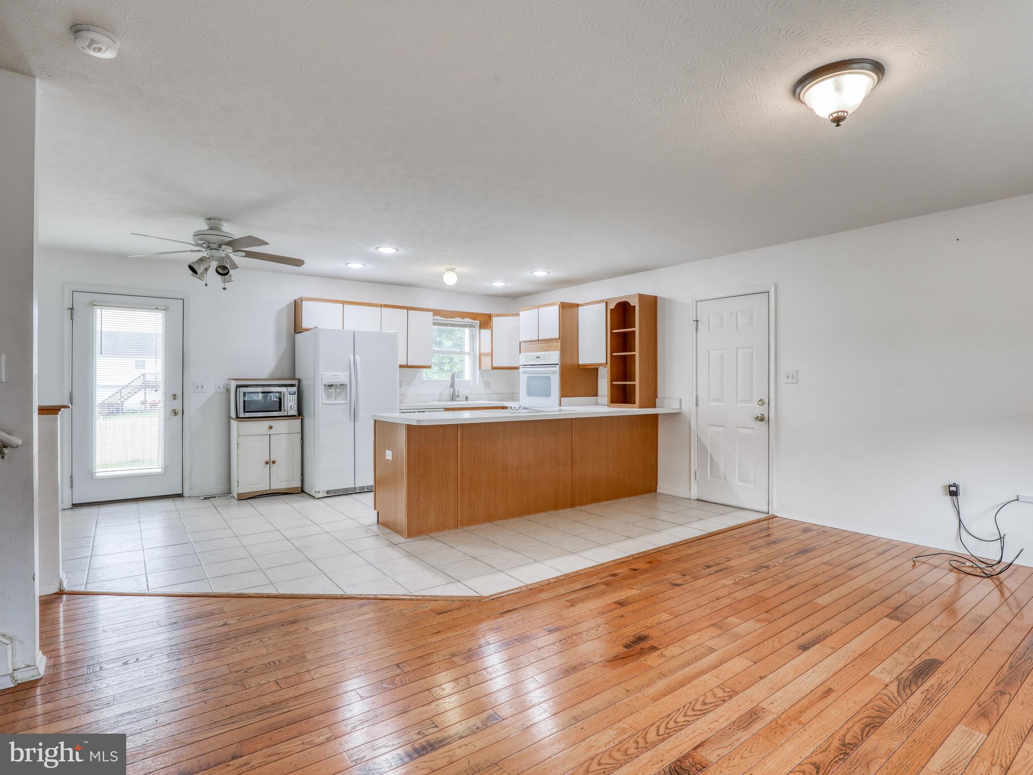 ELIZABETH STATION - Residential