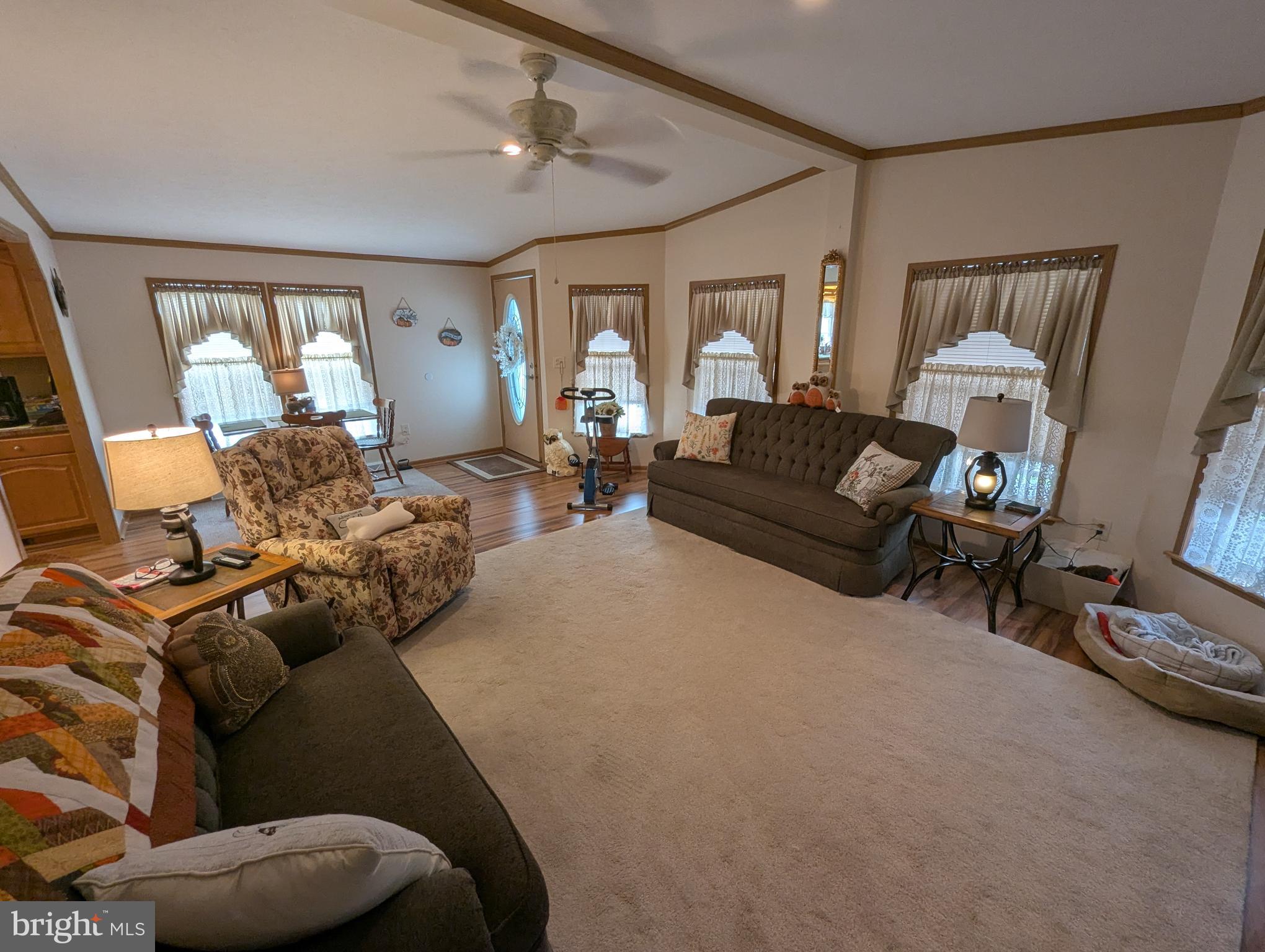 1616 PENNSYLVANIA AVE. 218