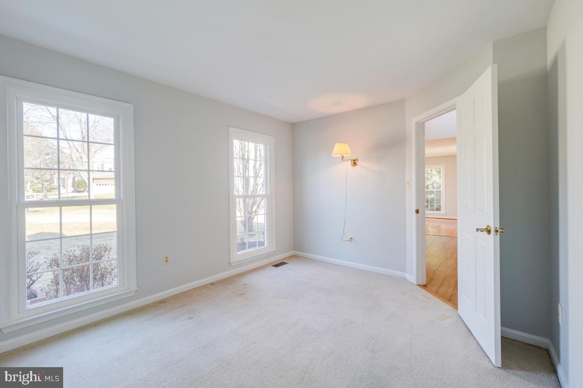 ROSEWOOD MANOR - Residential