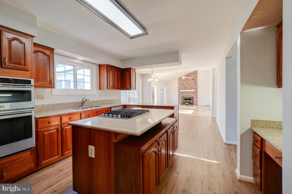 ROSEWOOD MANOR - Residential