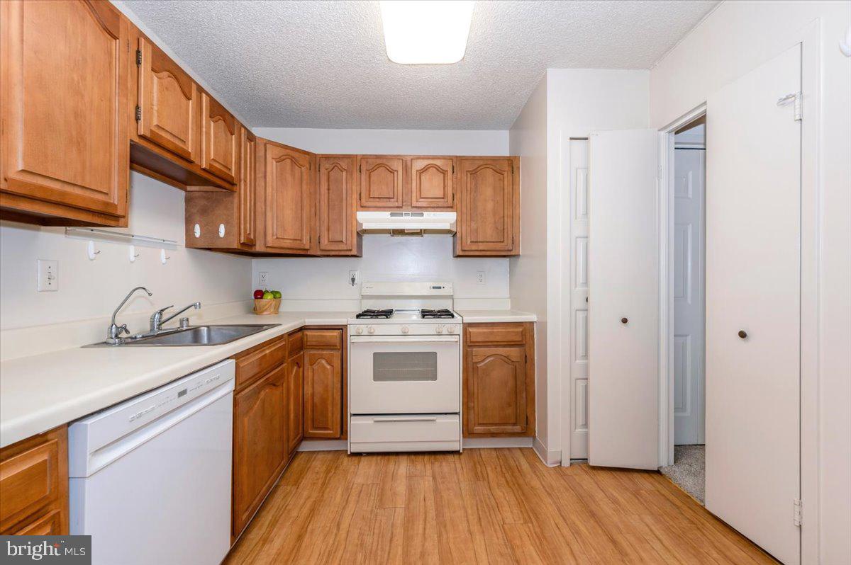 5225 POOKS HILL ROAD 616N