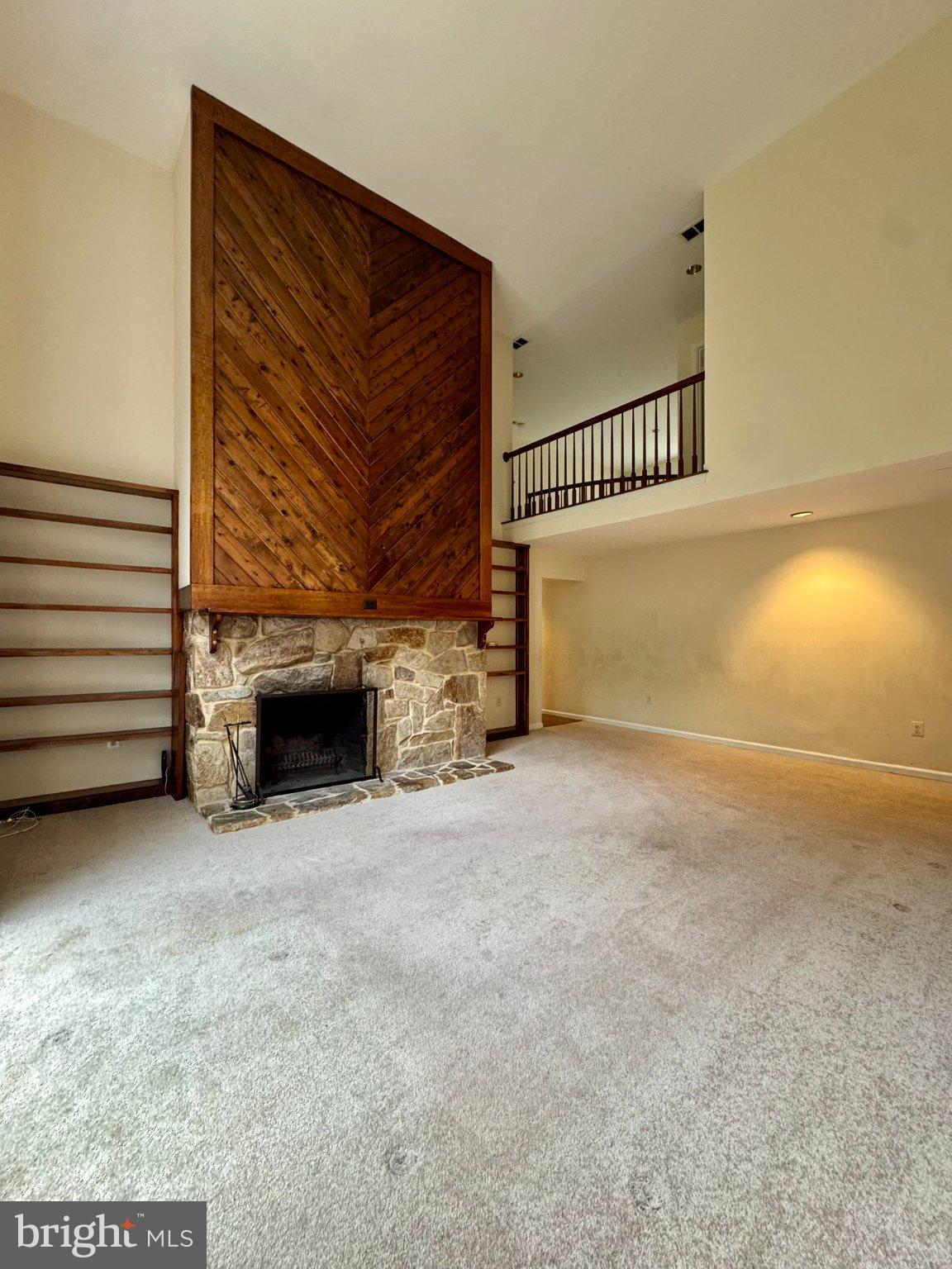 8470 CLOVER LEAF DRIVE