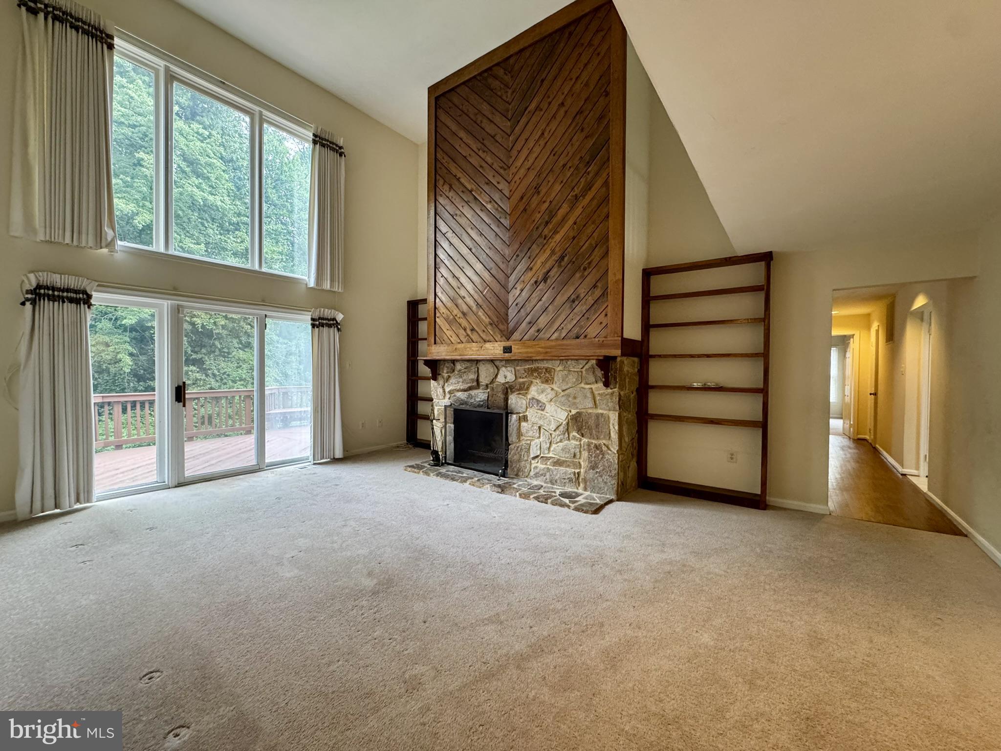 8470 CLOVER LEAF DRIVE