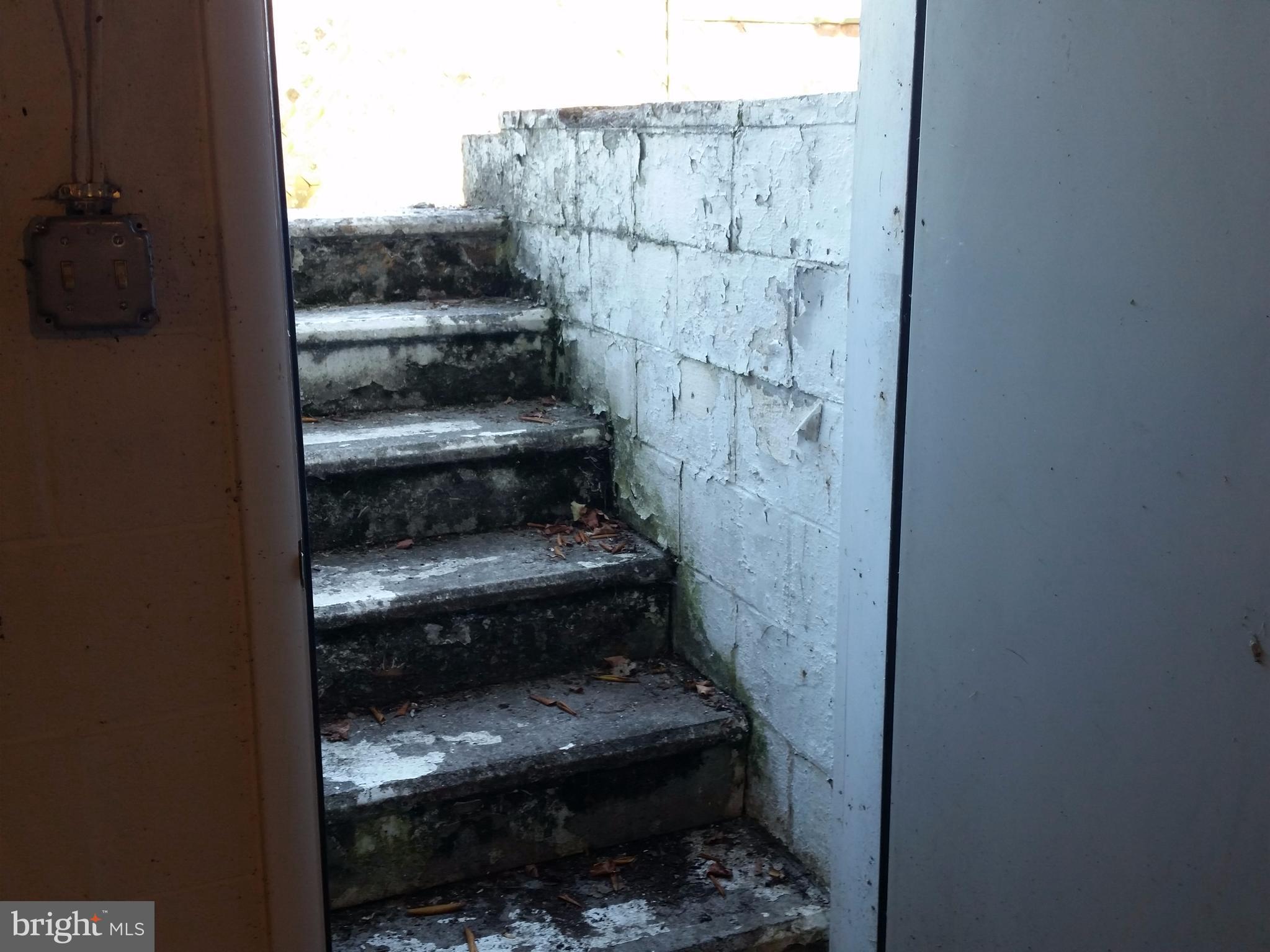 WILEY FORD - Residential