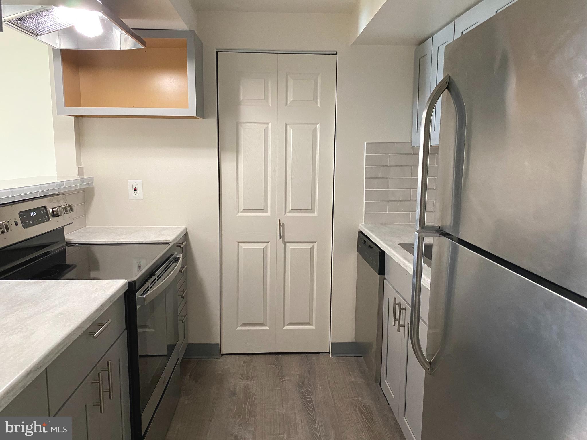 TERRACE TOWNE HOMES OF WOODLAWN - Residential Lease