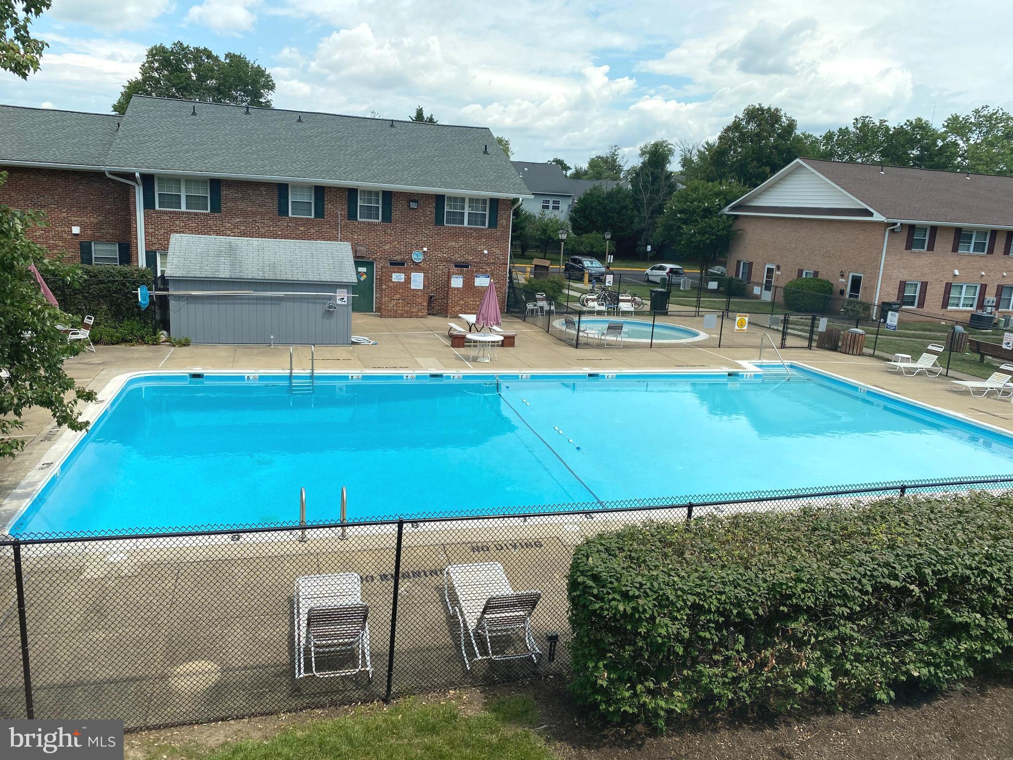 TERRACE TOWNE HOMES OF WOODLAWN - Residential Lease