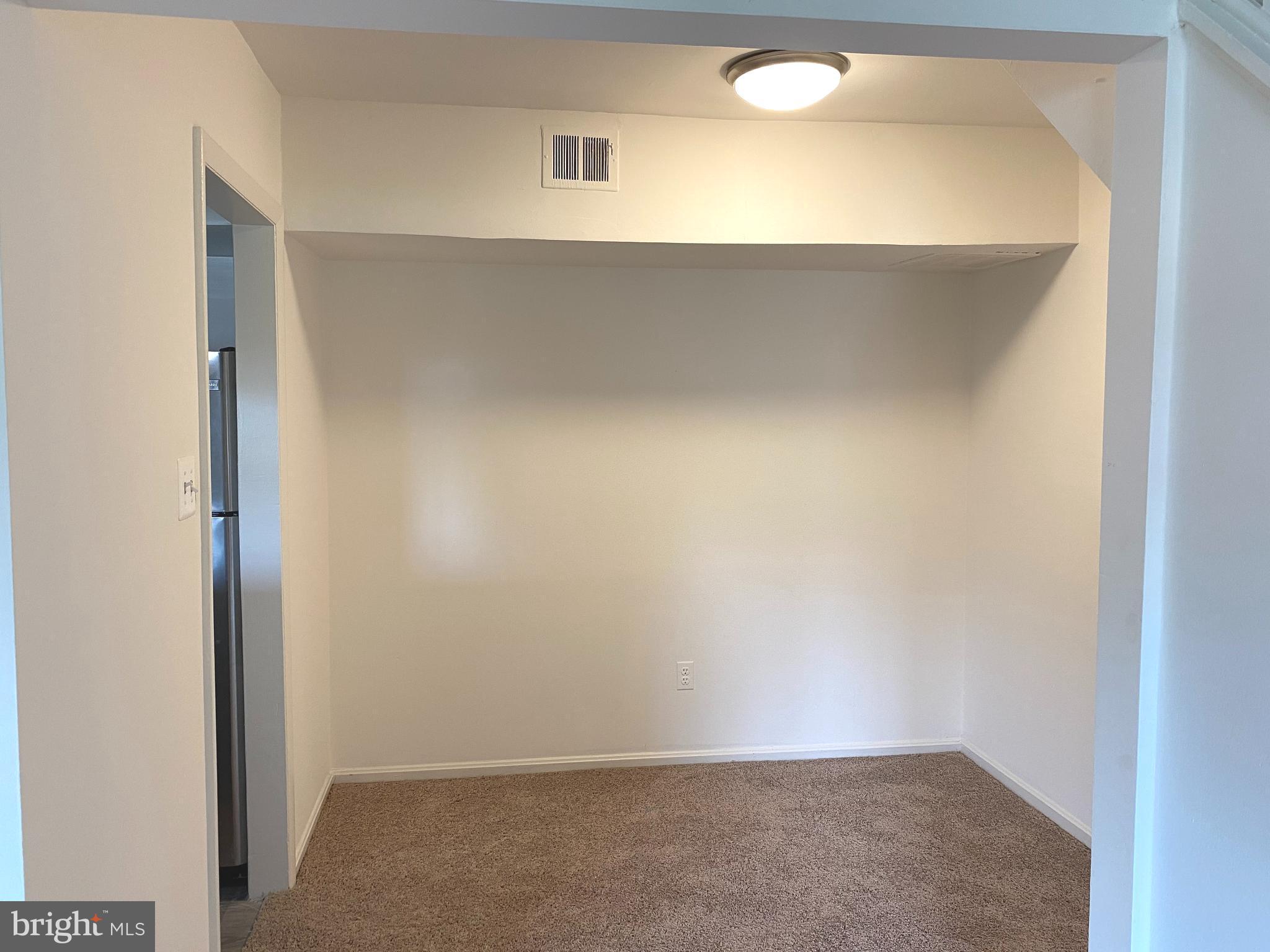 TERRACE TOWNE HOMES OF WOODLAWN - Residential Lease