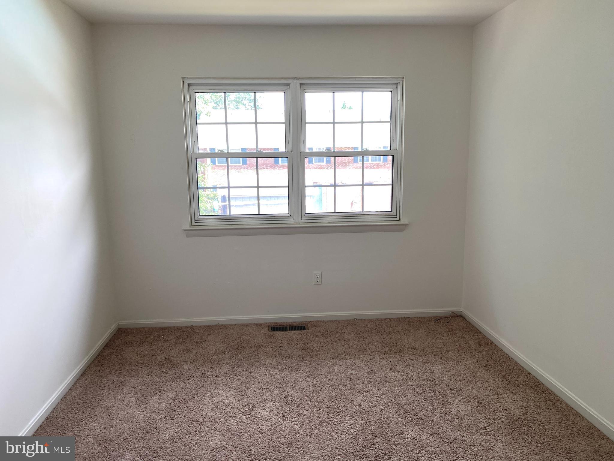 TERRACE TOWNE HOMES OF WOODLAWN - Residential Lease