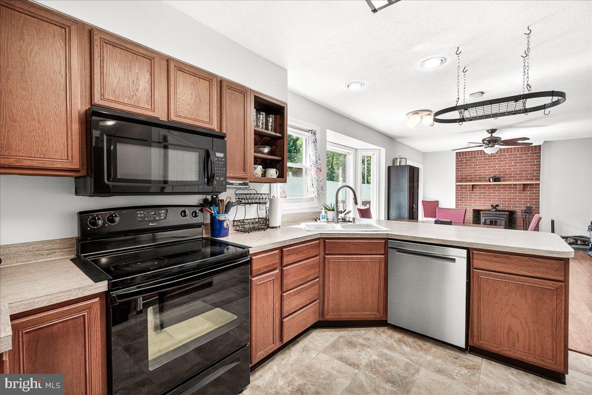 BLUE RIDGE ACRES - Residential